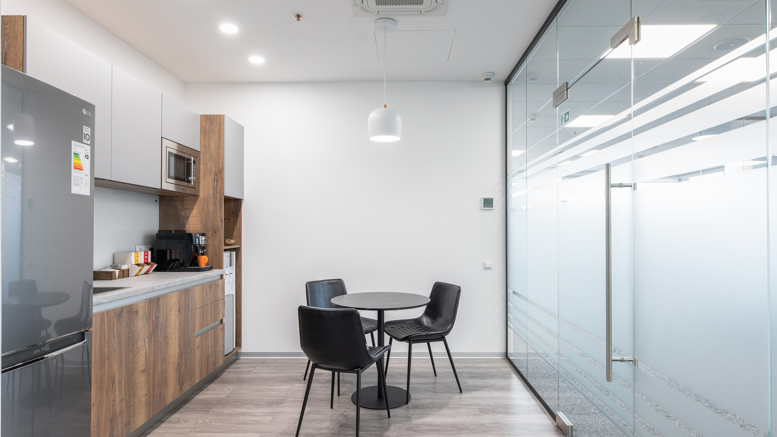 Фотосъемка офиса. Интерьерный и архитектурный фотограф и видеограф в Москве