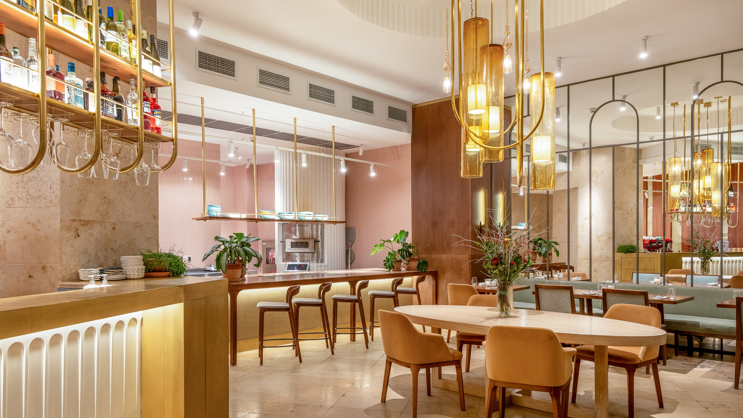 Рестораны. Интерьерный и архитектурный фотограф и видеограф в Москве