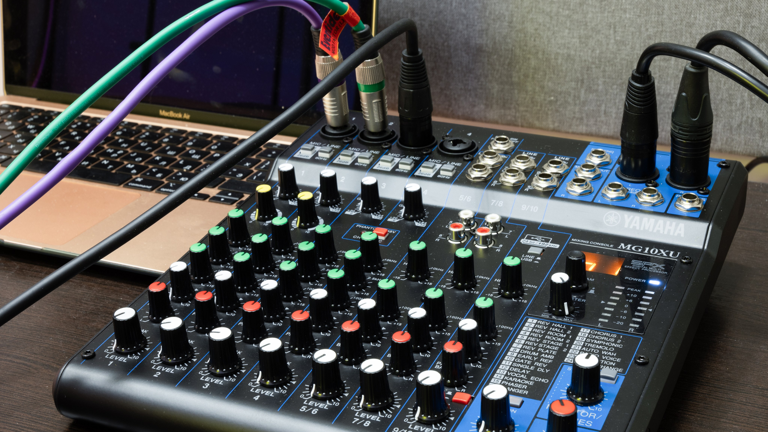 Студия звукозаписи. Интерьерный и архитектурный фотограф и видеограф в Москве