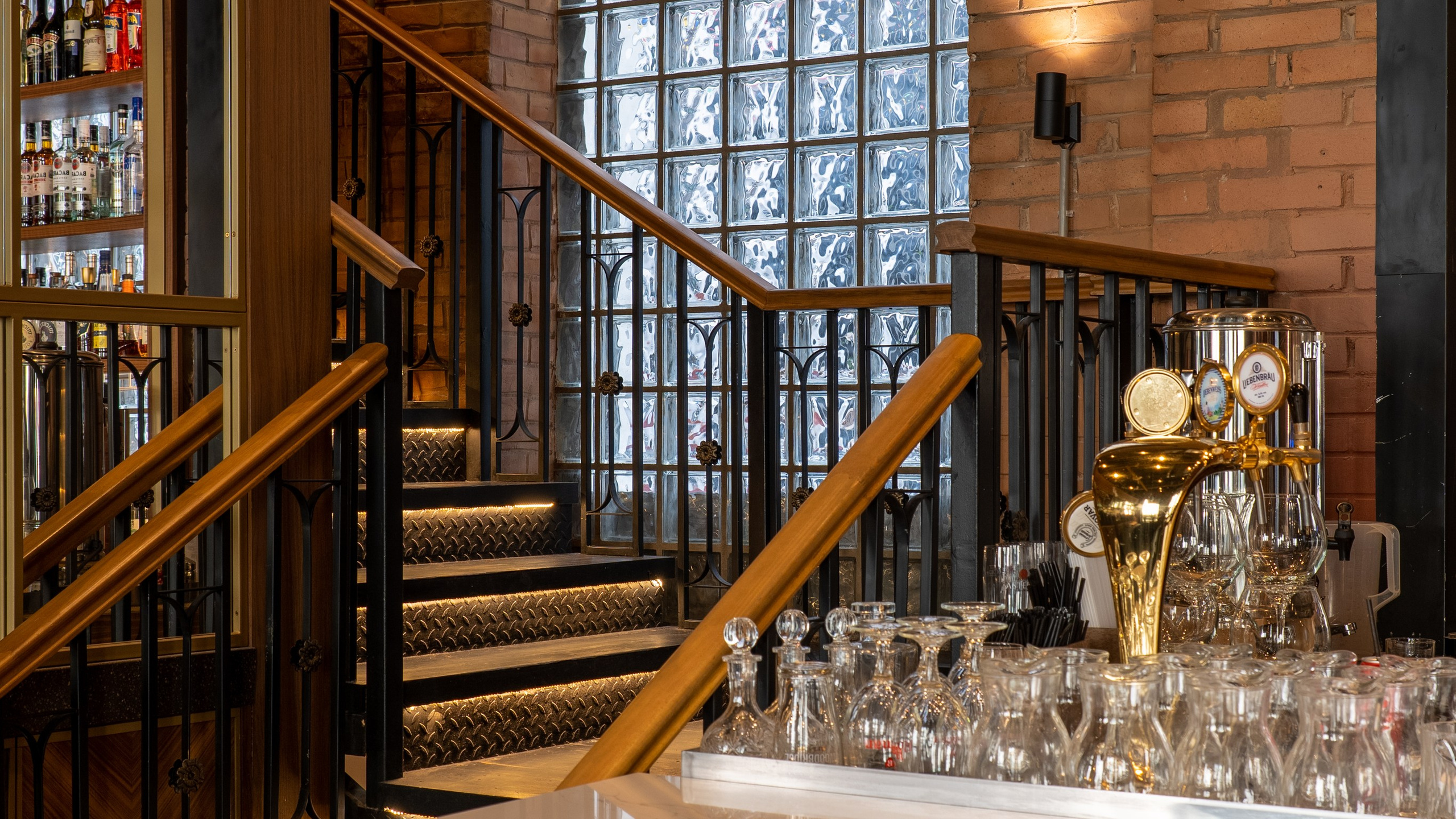 Рестораны. Интерьерный и архитектурный фотограф и видеограф в Москве