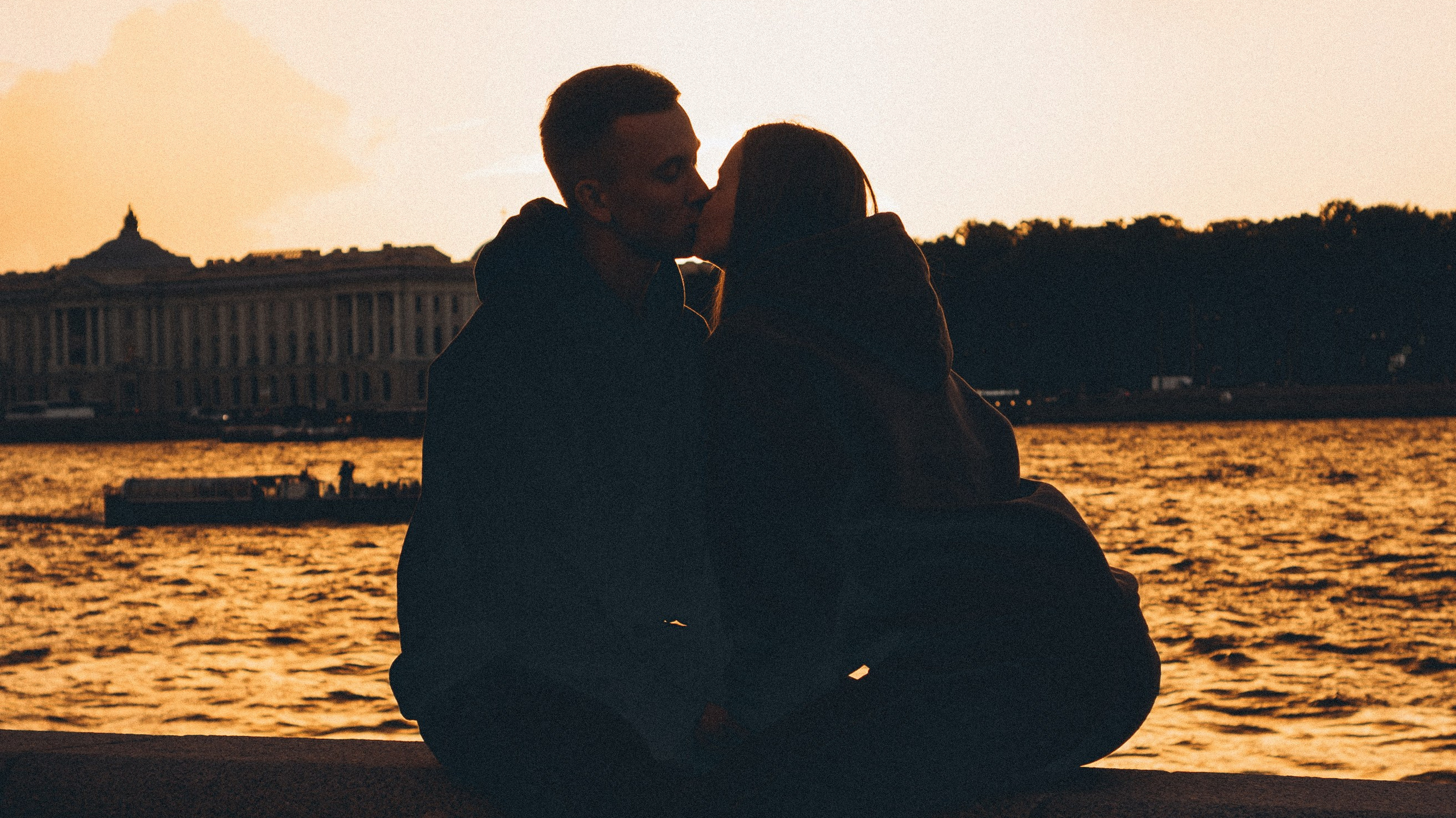 ПРОГУЛКА НА ЗАКАТЕ