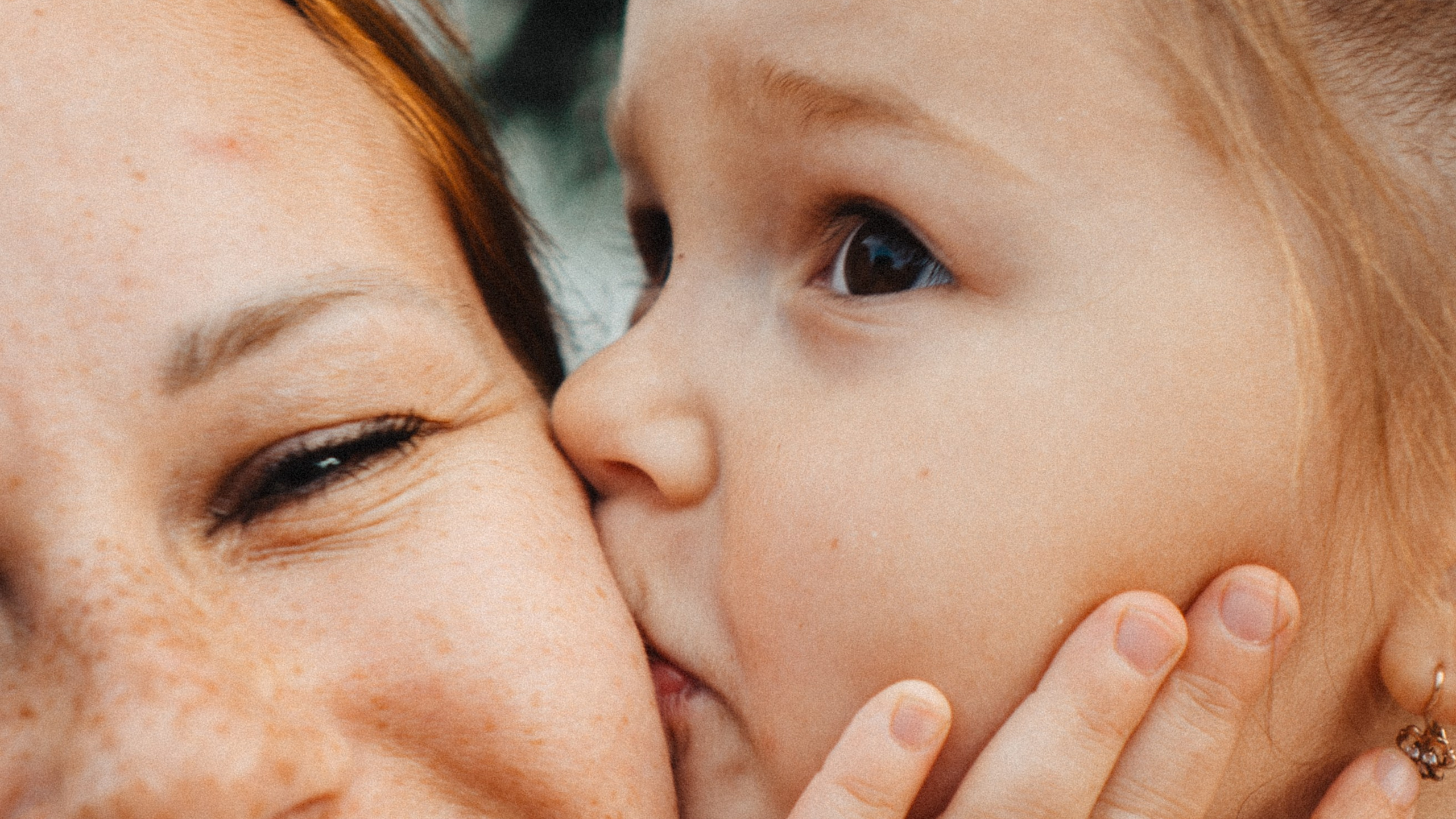 МАМА И ДОЧКА НА ФИНСКОМ ЗАЛИВЕ