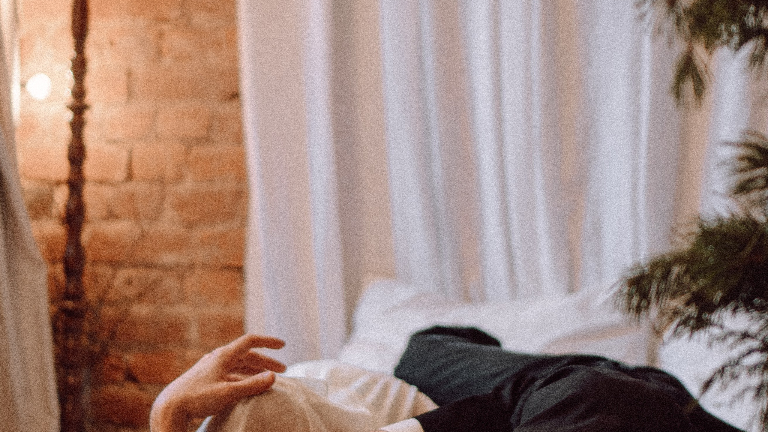 УТРО ЖЕНИХА И НЕВЕСТЫ В ФОТОСТУДИИ И ОСНОВНАЯ ФОТОСЕСИСИЯ ЗИМОЙ