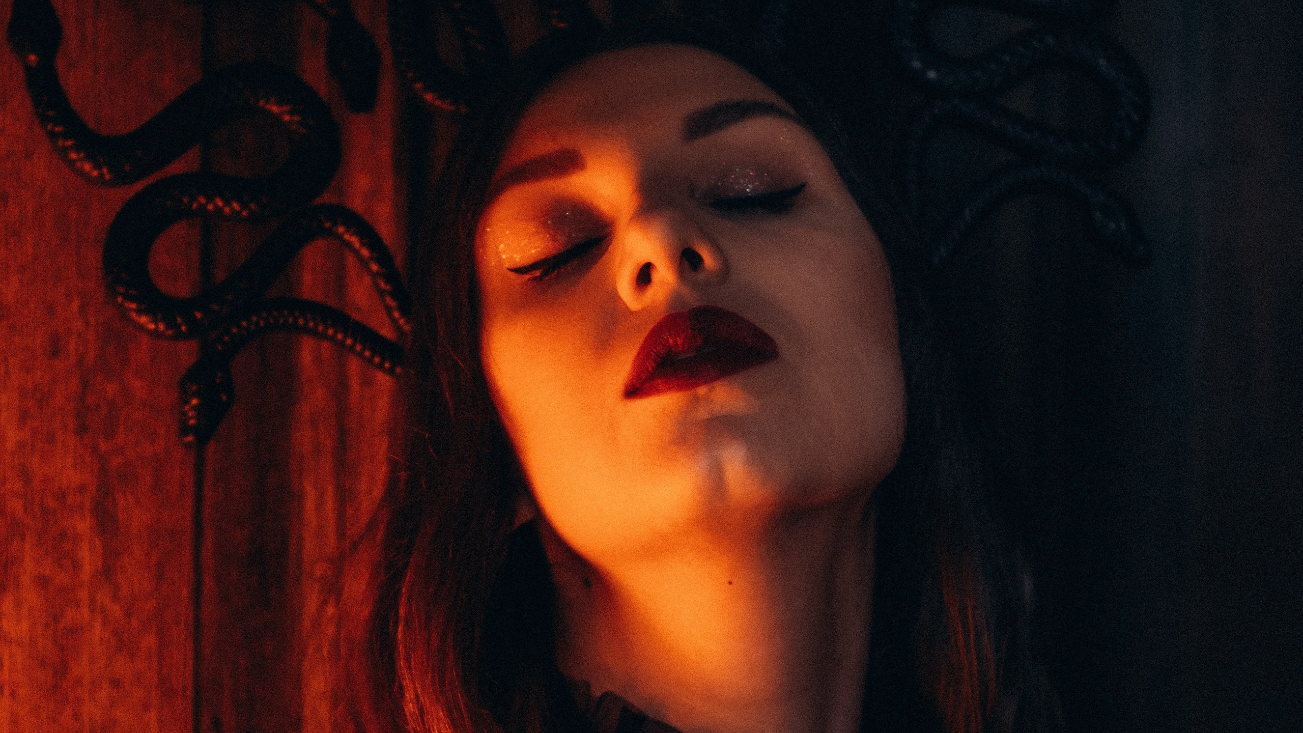 мистический стиль