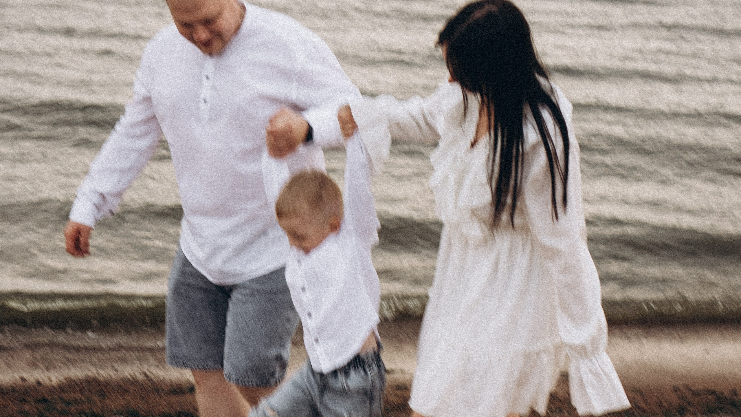 семейная история на берегу залива