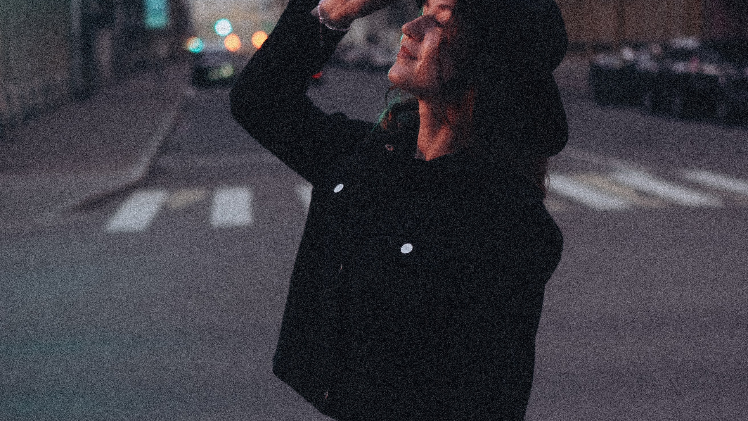 ПРОГУЛКА ПО НОЧНОМУ ГОРОДУ