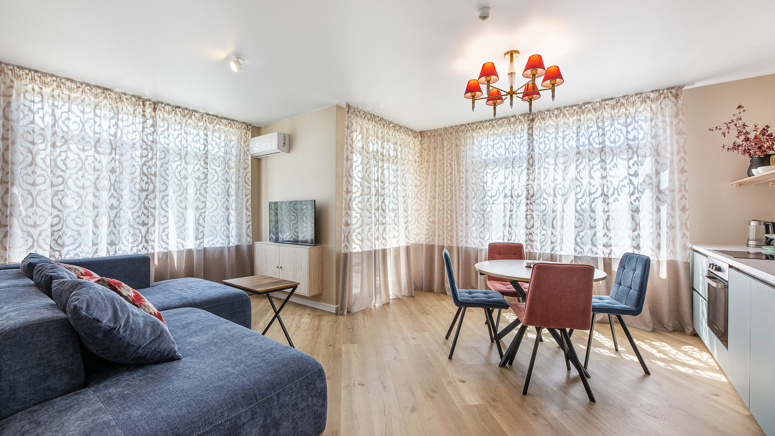 Апартаменты «Холидей Хаус»