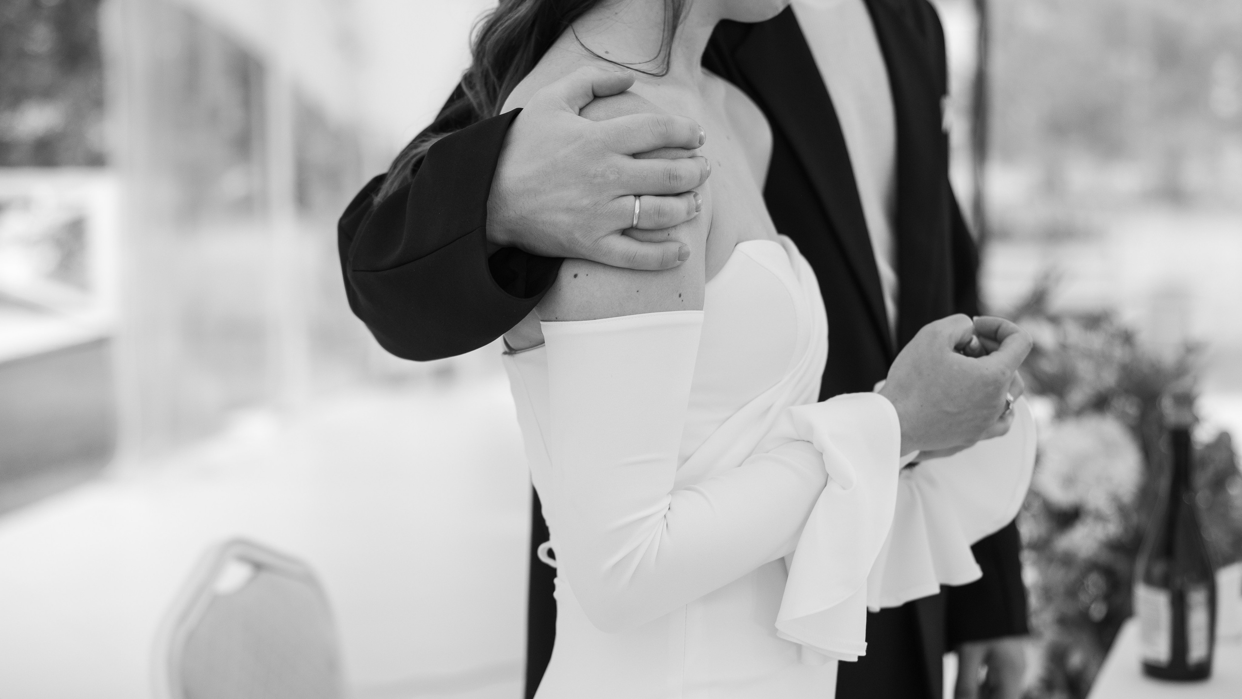 Июньская свадьба на берегу реки