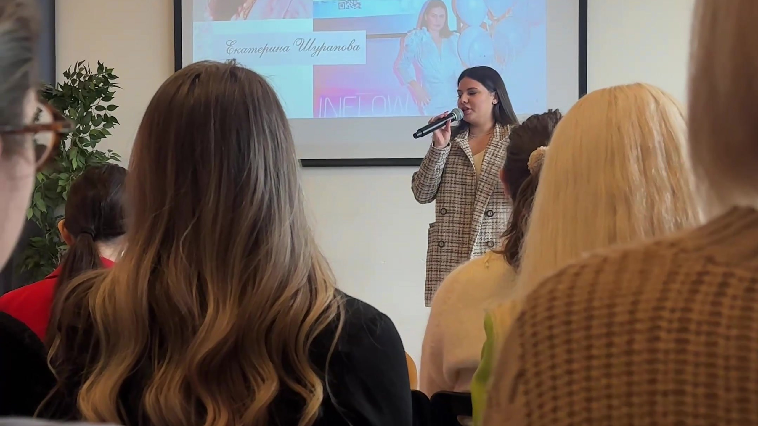 Репортаж мероприятий. Мобильный видеограф Анна Алхимова