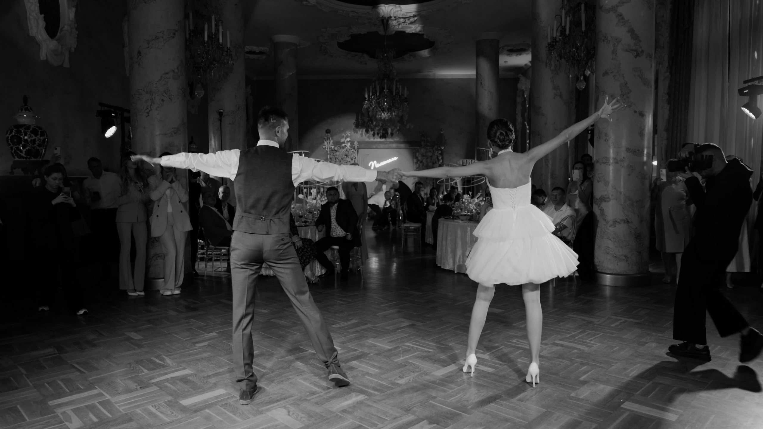 Свадебные клипы и свадебные тизеры. Свадебный видеограф в Москве Вячеслав Макаров