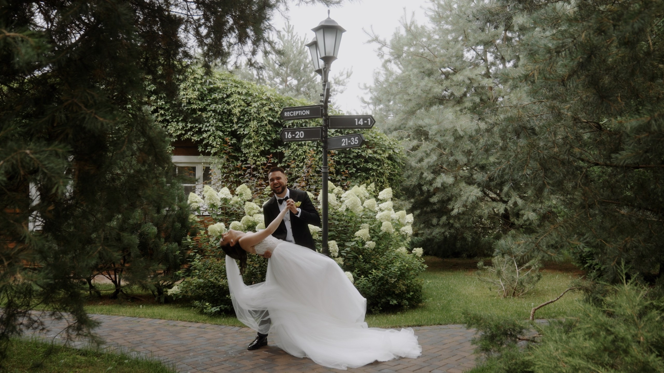 Свадебные клипы и свадебные тизеры. Свадебный видеограф в Москве Вячеслав Макаров