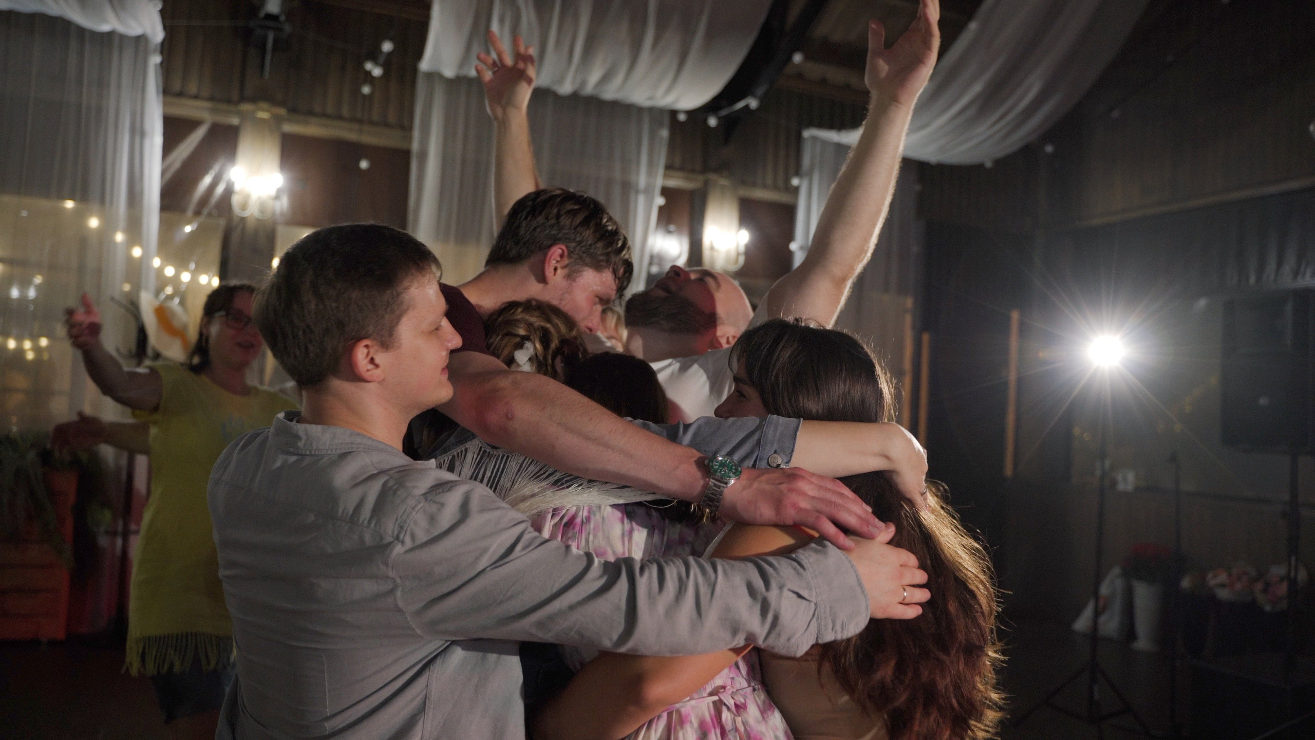 Свадебные клипы и свадебные тизеры. Свадебный видеограф в Москве Вячеслав Макаров