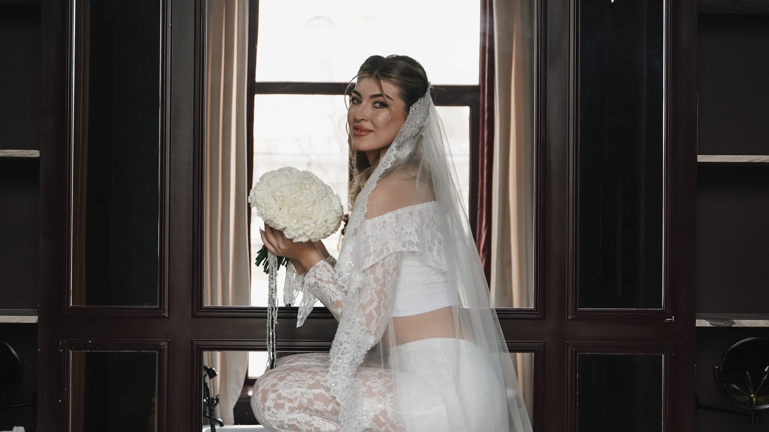 Данил и Полина. Фото и видео для вас в Астрахани!