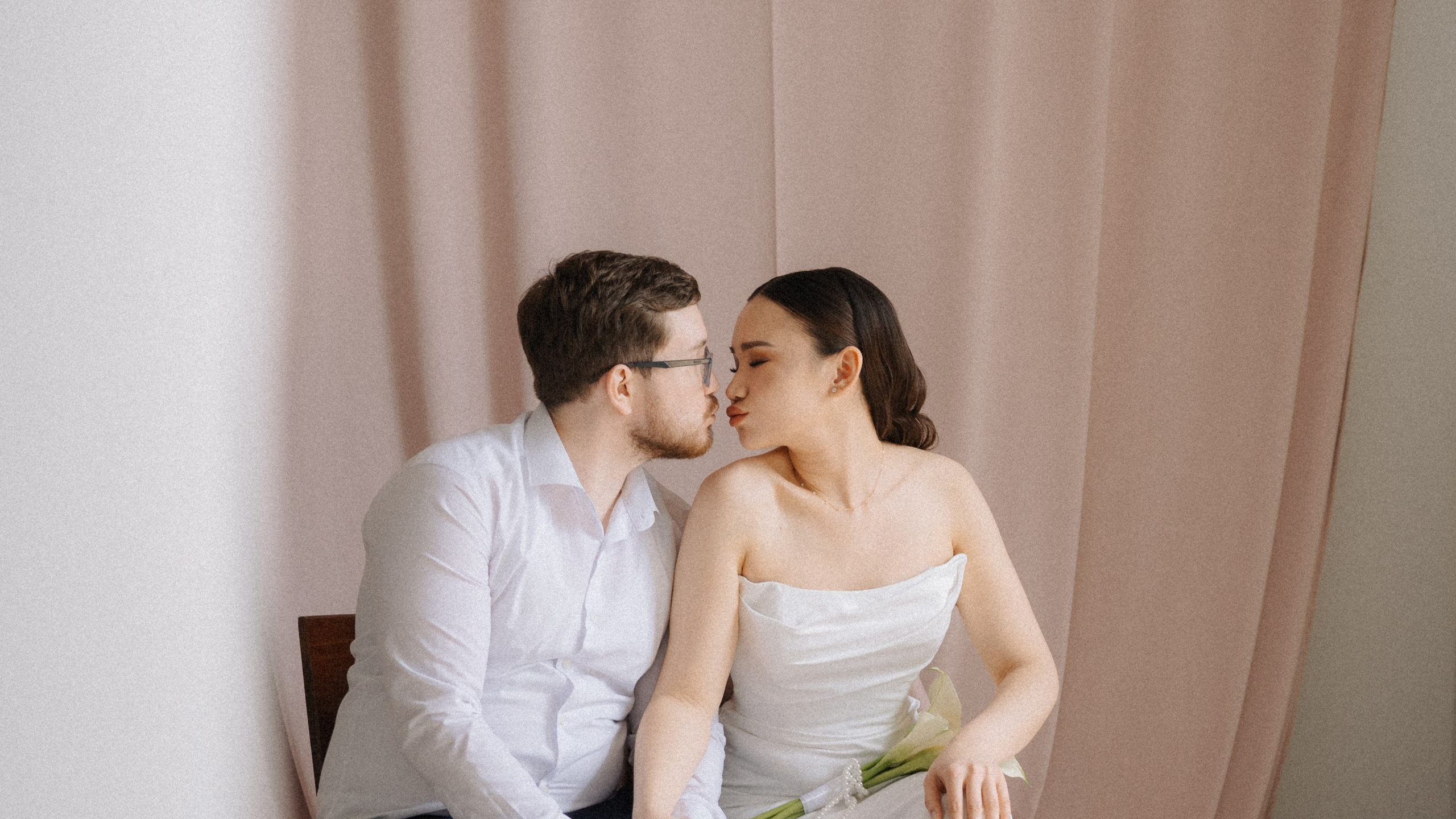 Гульмира и Камиль. Фото и видео для вас в Астрахани!