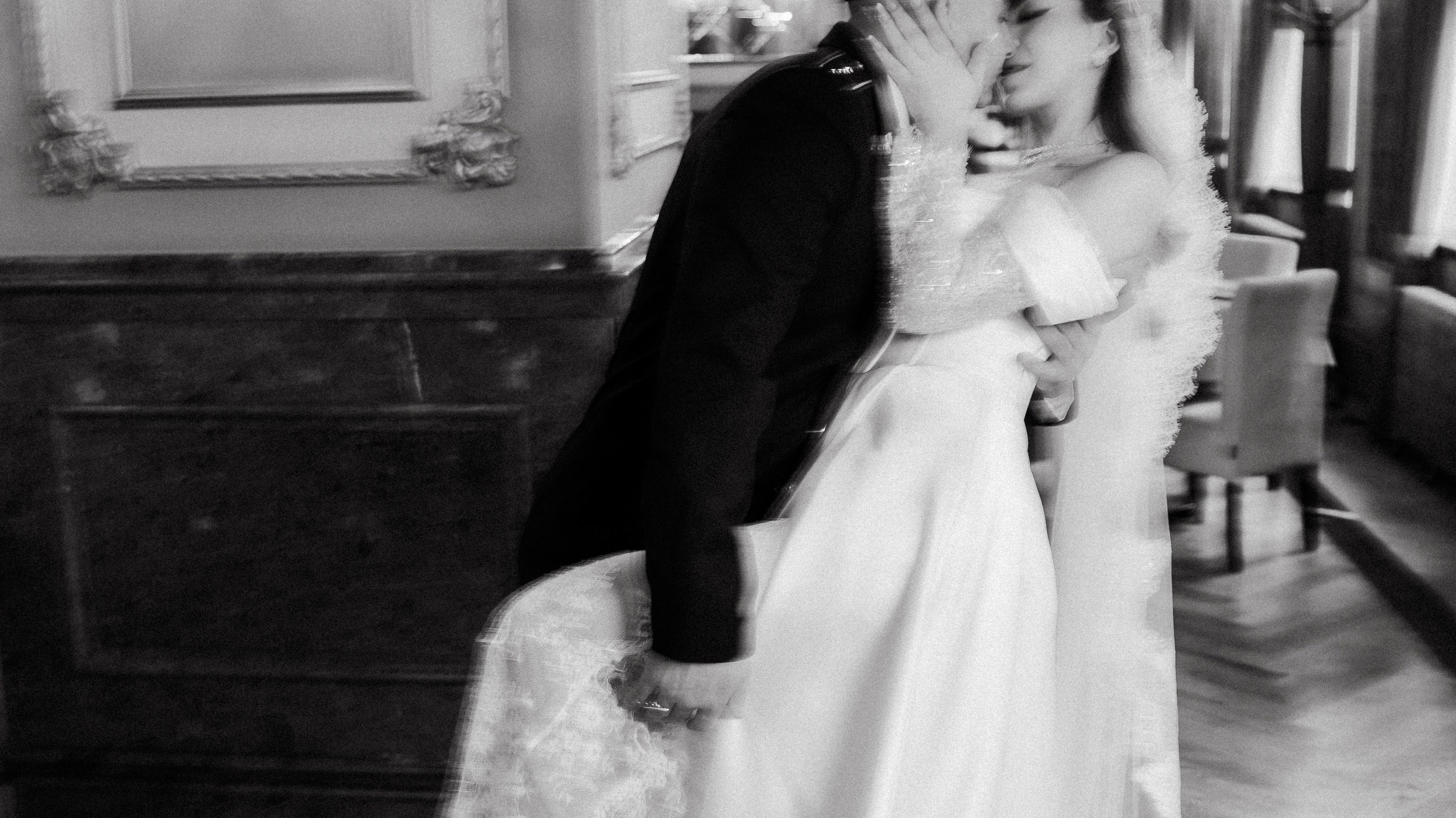 Данил и Полина. Фото и видео для вас в Астрахани!