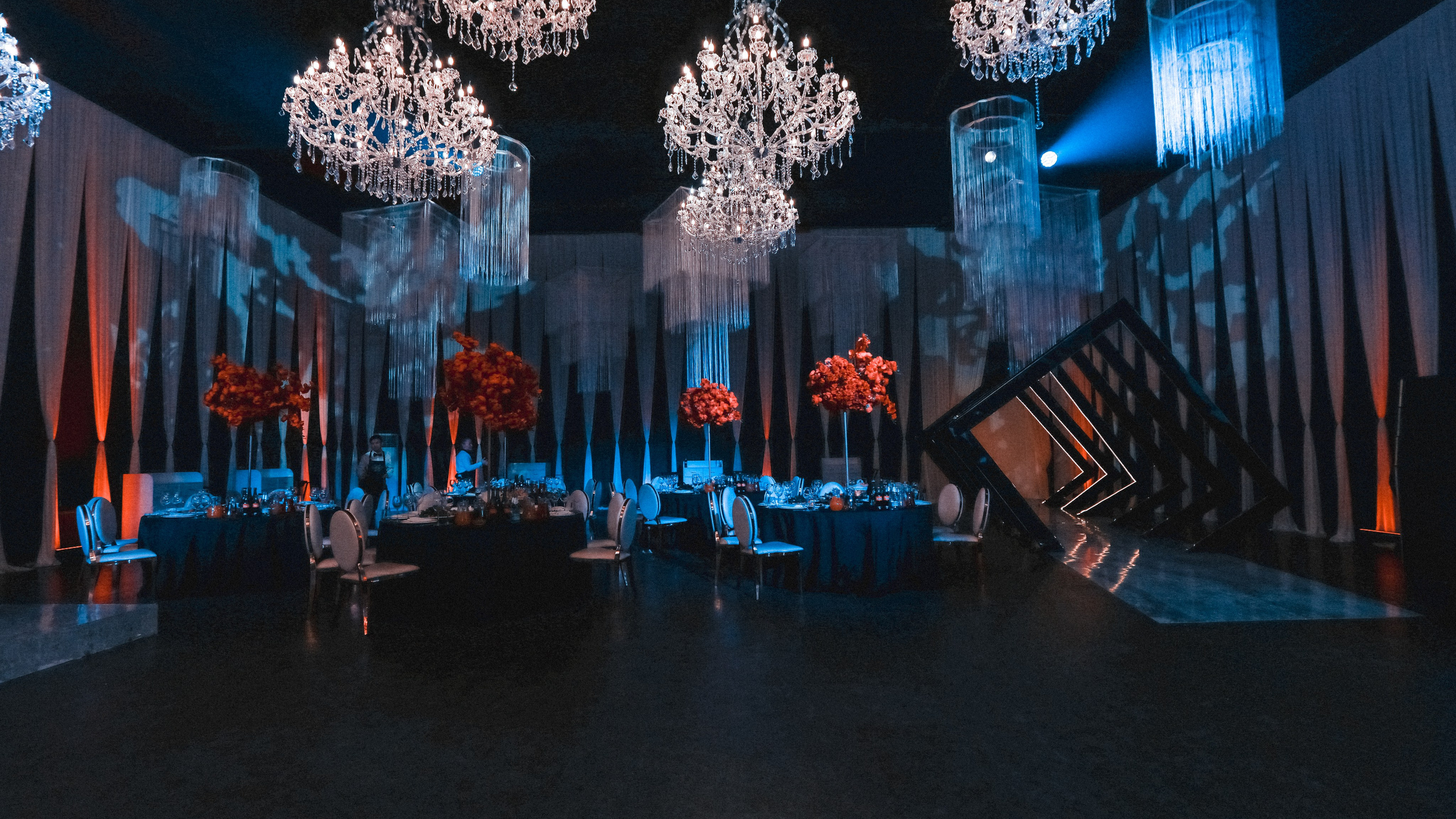 Happy Birthday КОММУНИКАТОР