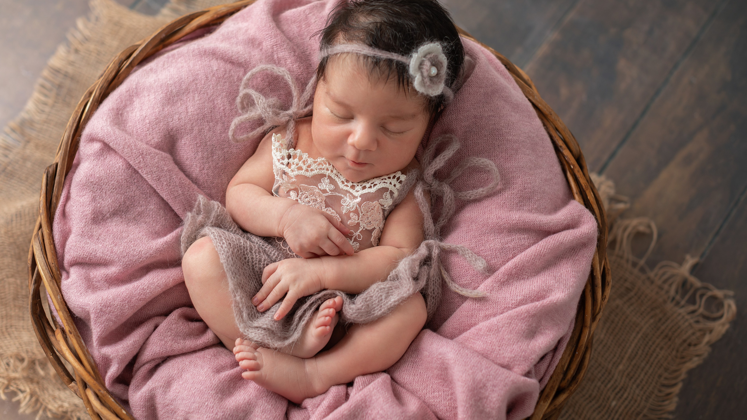 PH @bestmoments_newborn