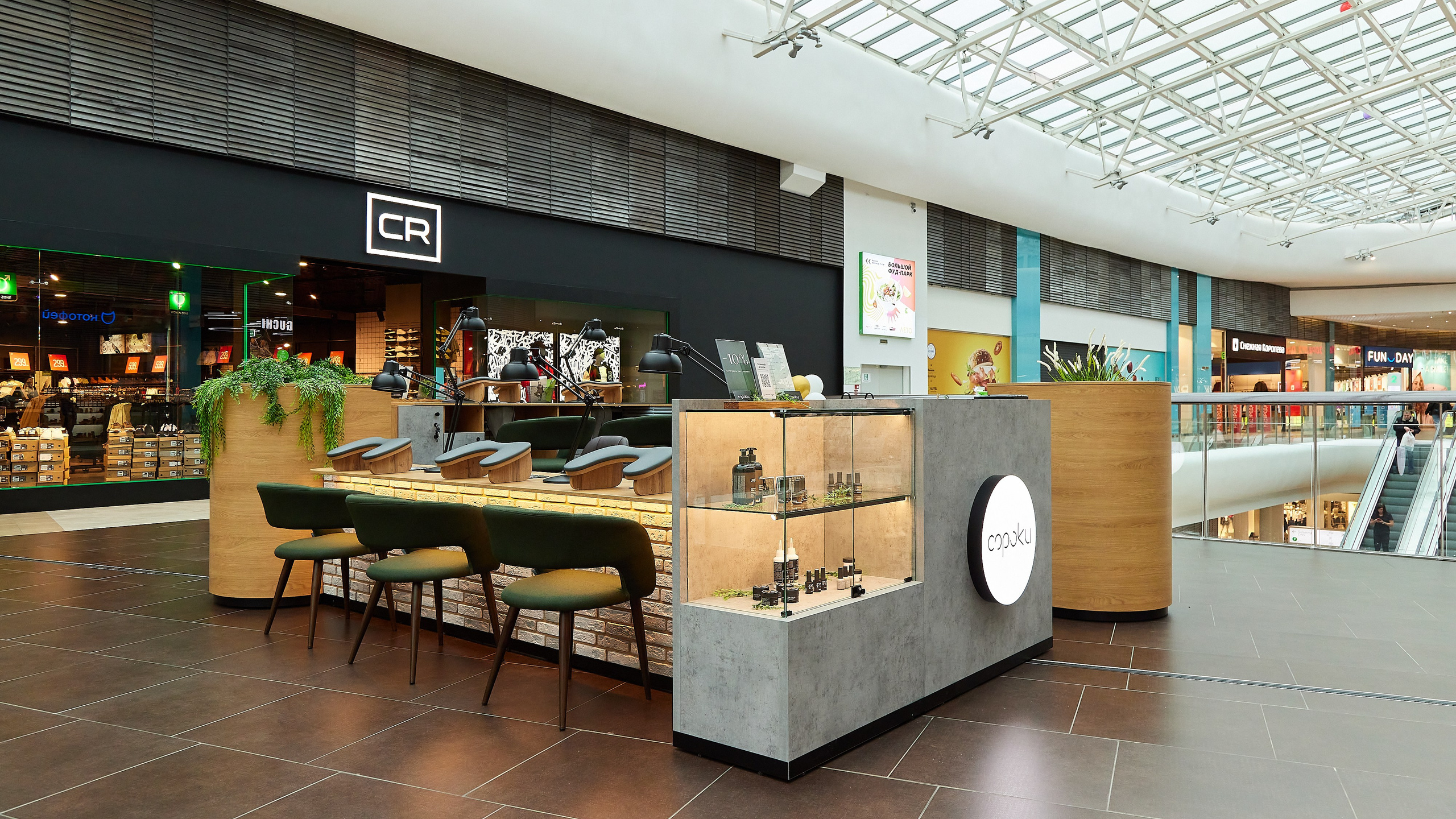 Ногтевая студия Сороки в ТЦ Лето