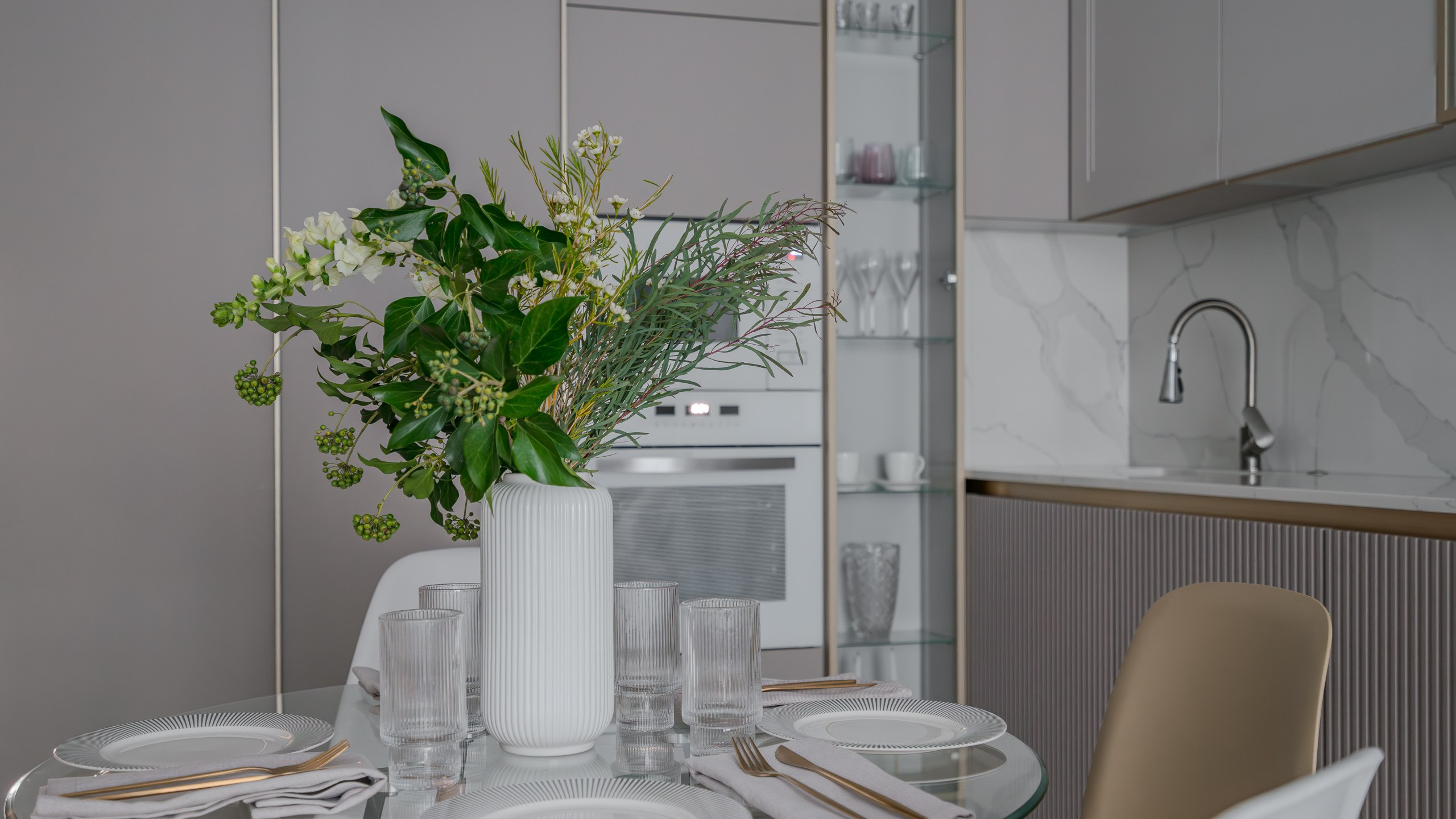 One. Портретный и интерьерный фотограф Илья Орлов