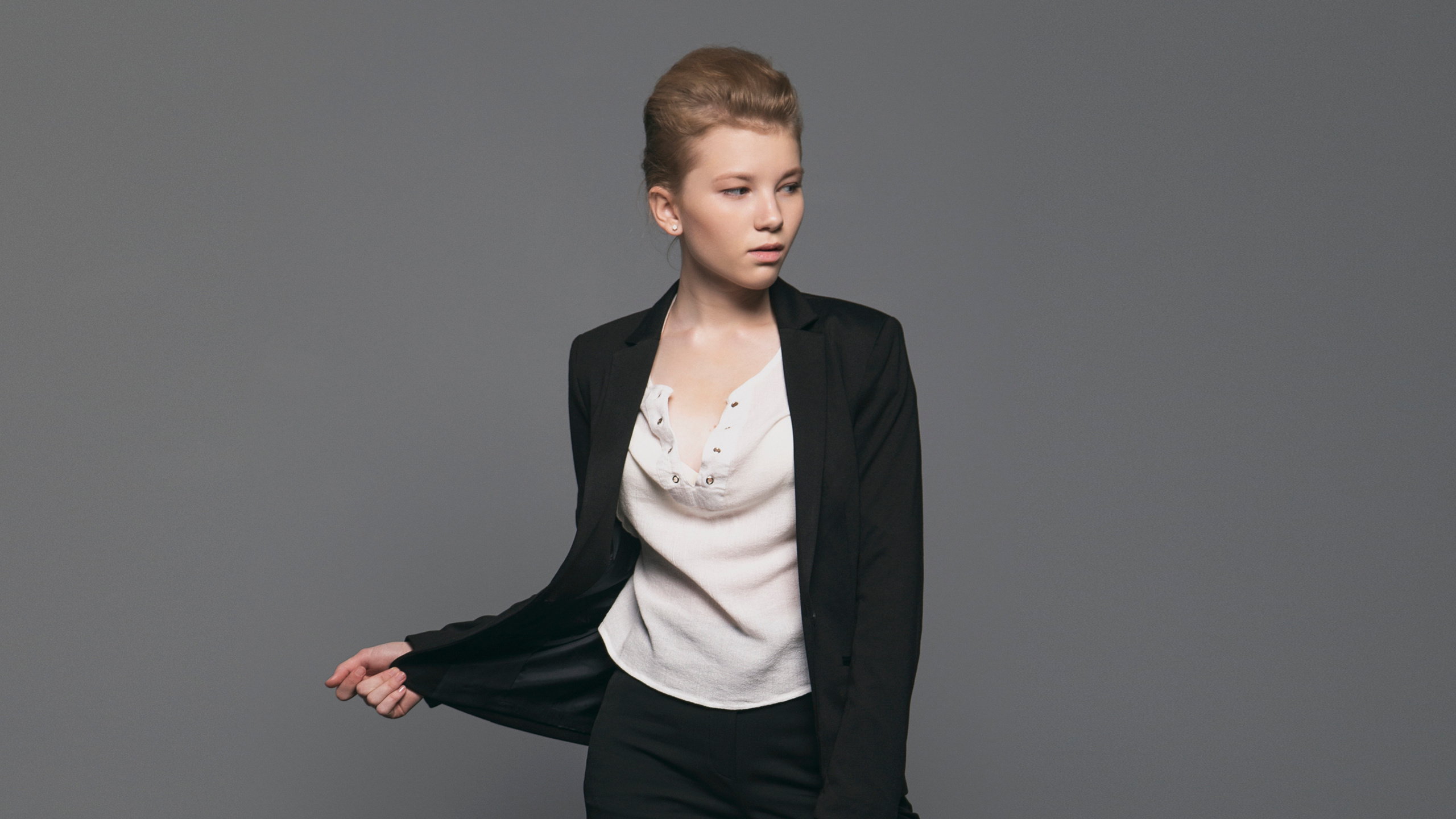 НАТАЛЬЯ ЛЕУШИНА