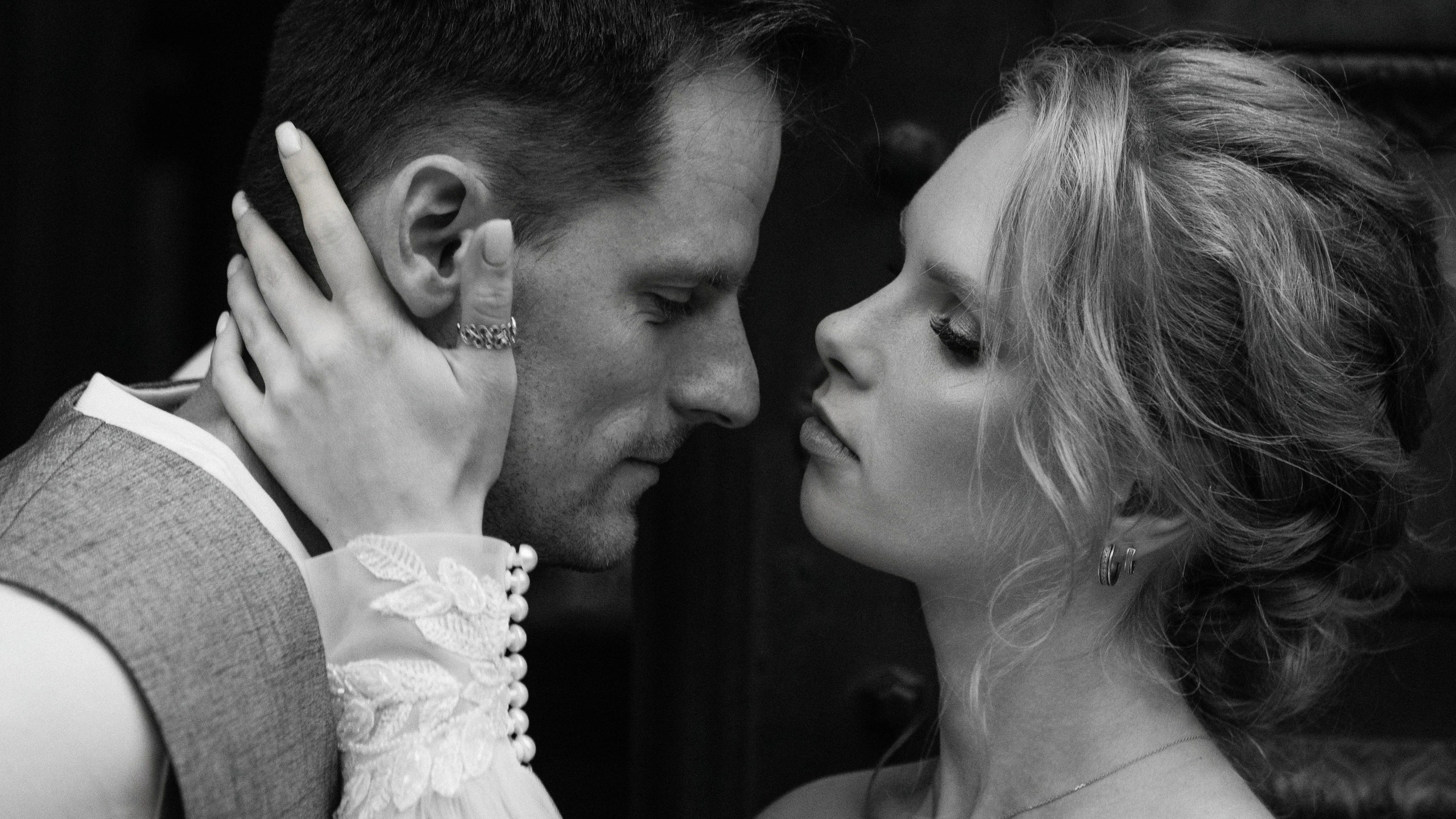 Рилы, Reels и Клипы для Свадеб и Бизнеса в СПб. Фото и Видеосъемка на ваше мероприятие. Александр Романов