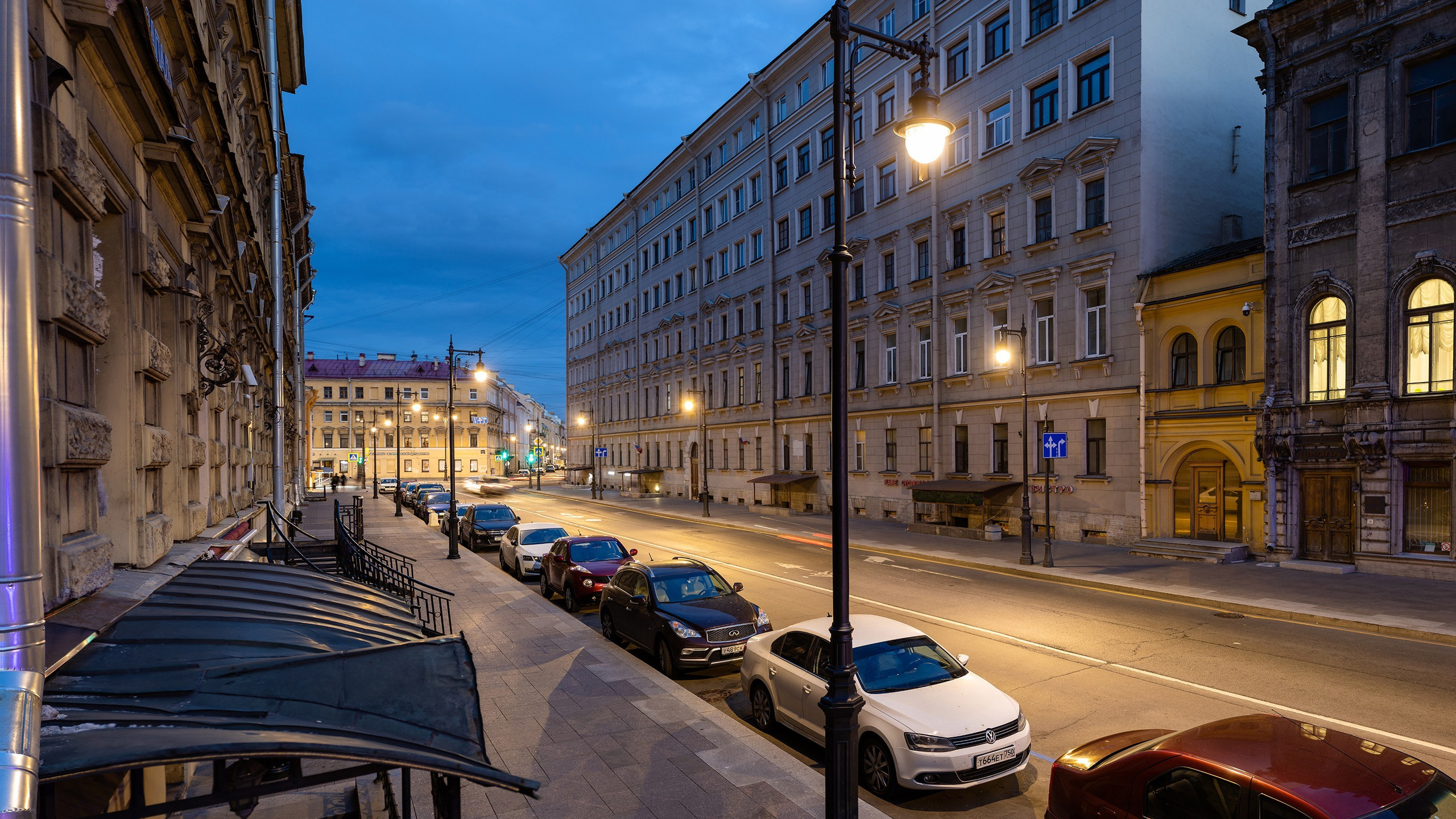 Гагаринская ул. и Гангутская ул.