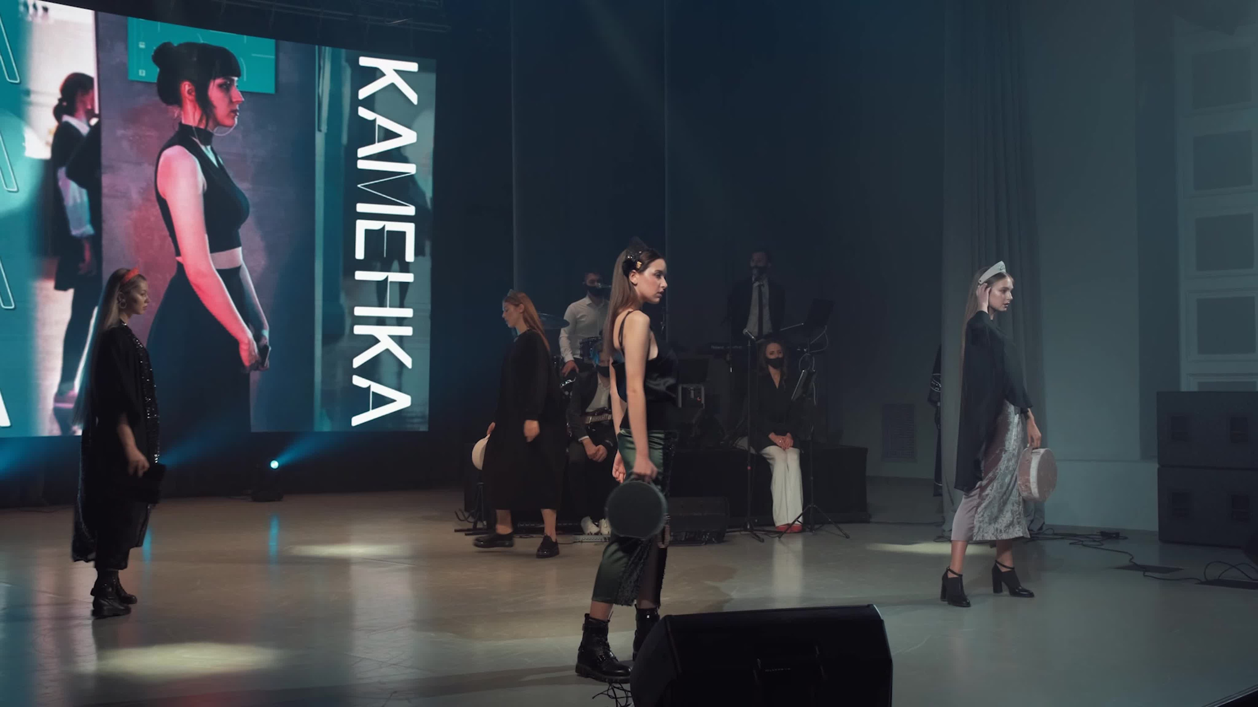 Видео. Ведущий на свадьбу и корпоратив Сергей Гисич