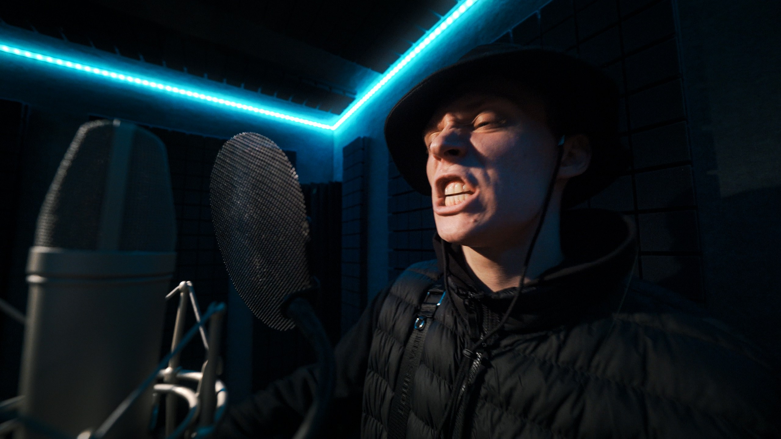 Музыкальные клипы. Профессиональный фотограф и оператор в Москве — Максим Проценко