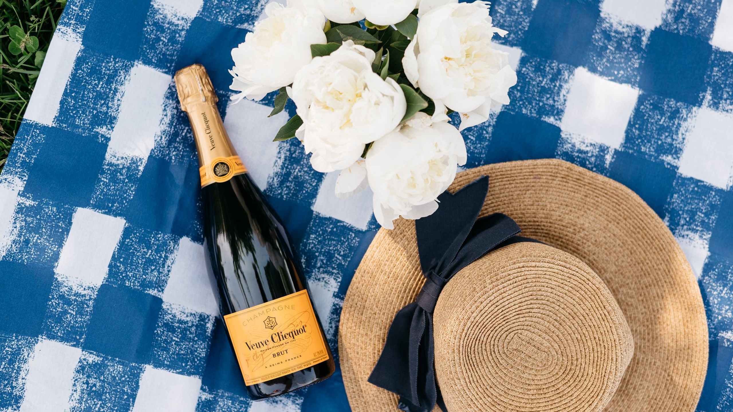 Серия съёмок контента к&nbsp;открытию кафе Eleventh, Херцег Нови, Черногория