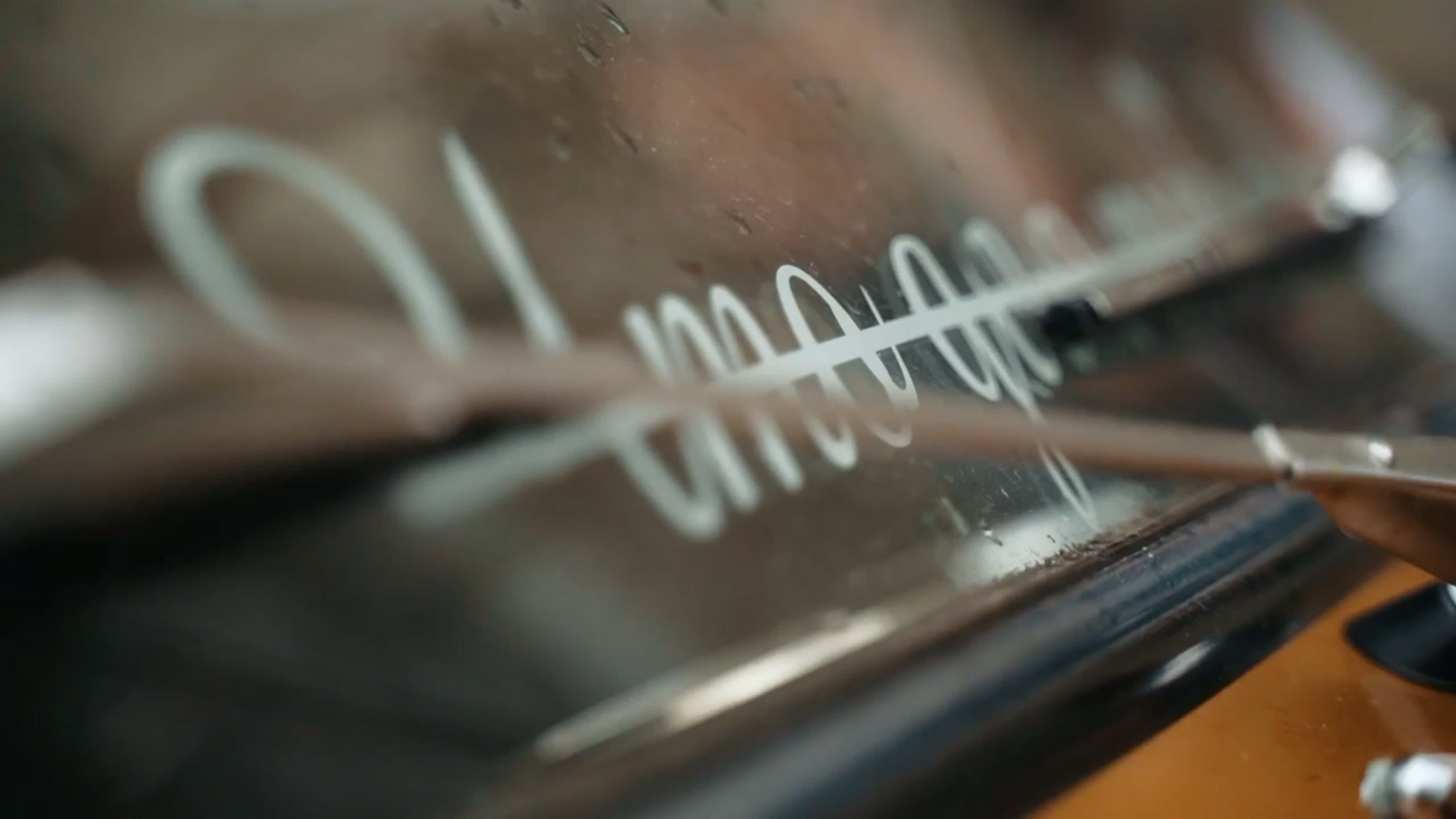 Видео снято в фотостудии «2 этаж»