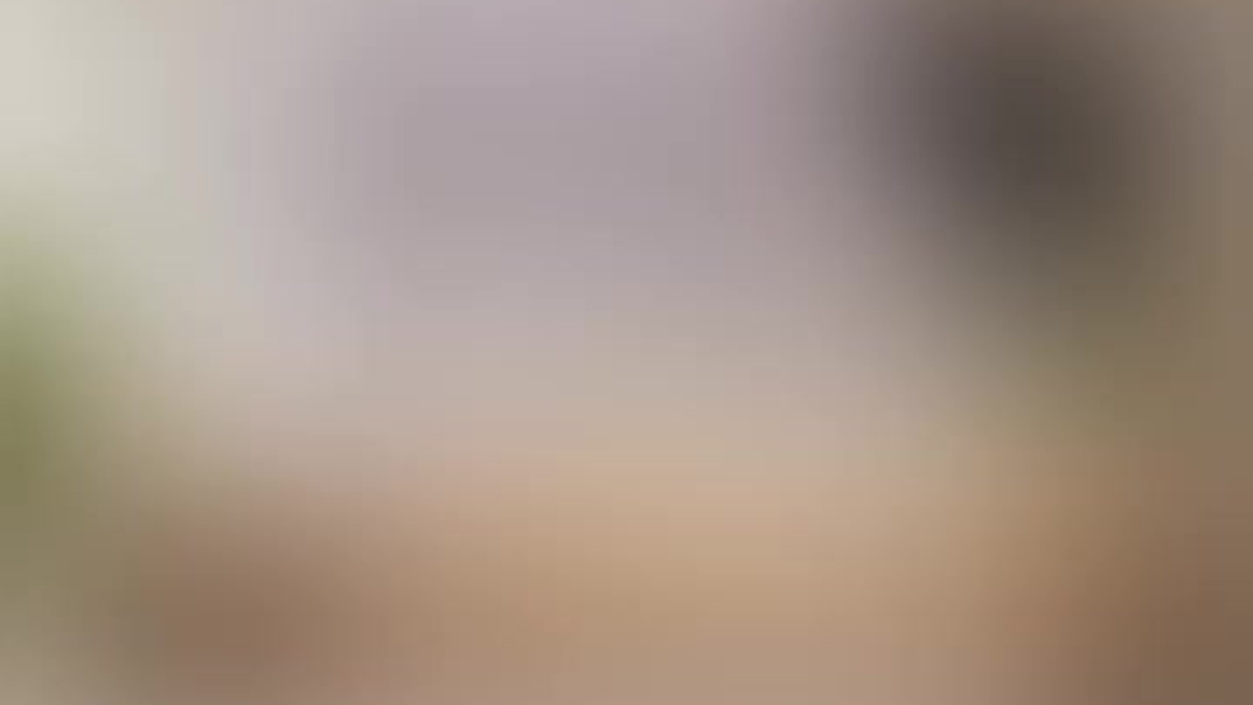 Видео снято в фотостудии «2 этаж»