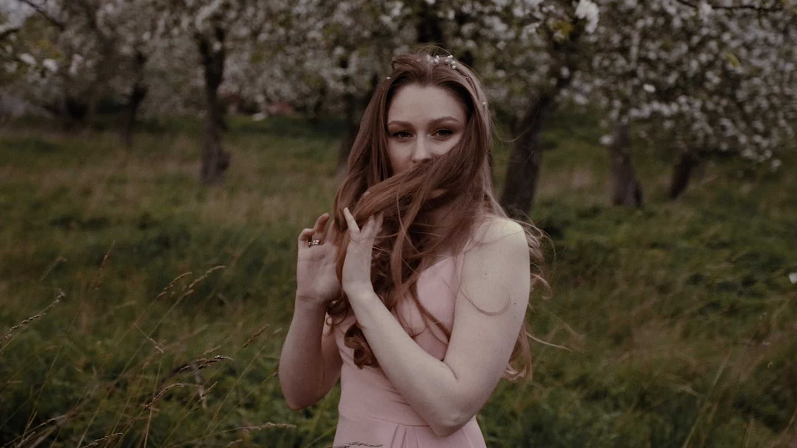 Имиджевые видео ролики и fashion съёмка. Свадебный видеограф в Москве Максим Лобач-Граубергер