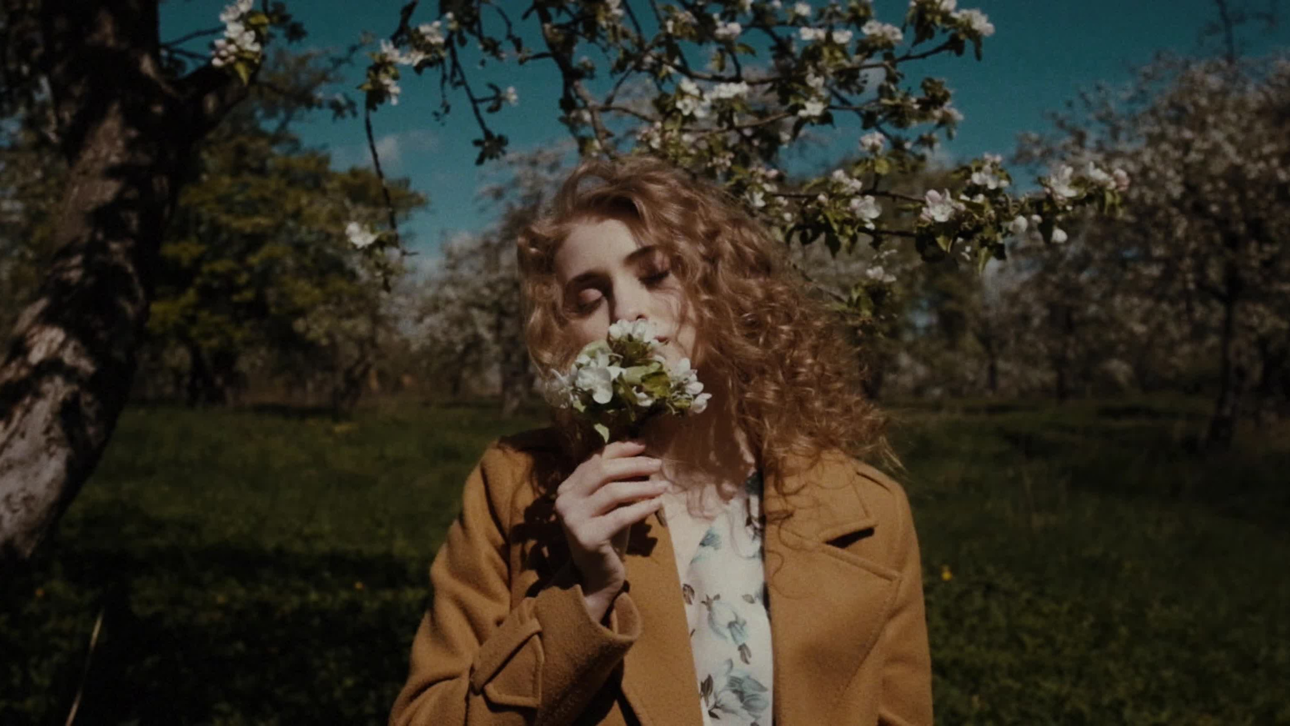 Имиджевые видео ролики и fashion съёмка. Свадебный видеограф в Москве Максим Лобач-Граубергер