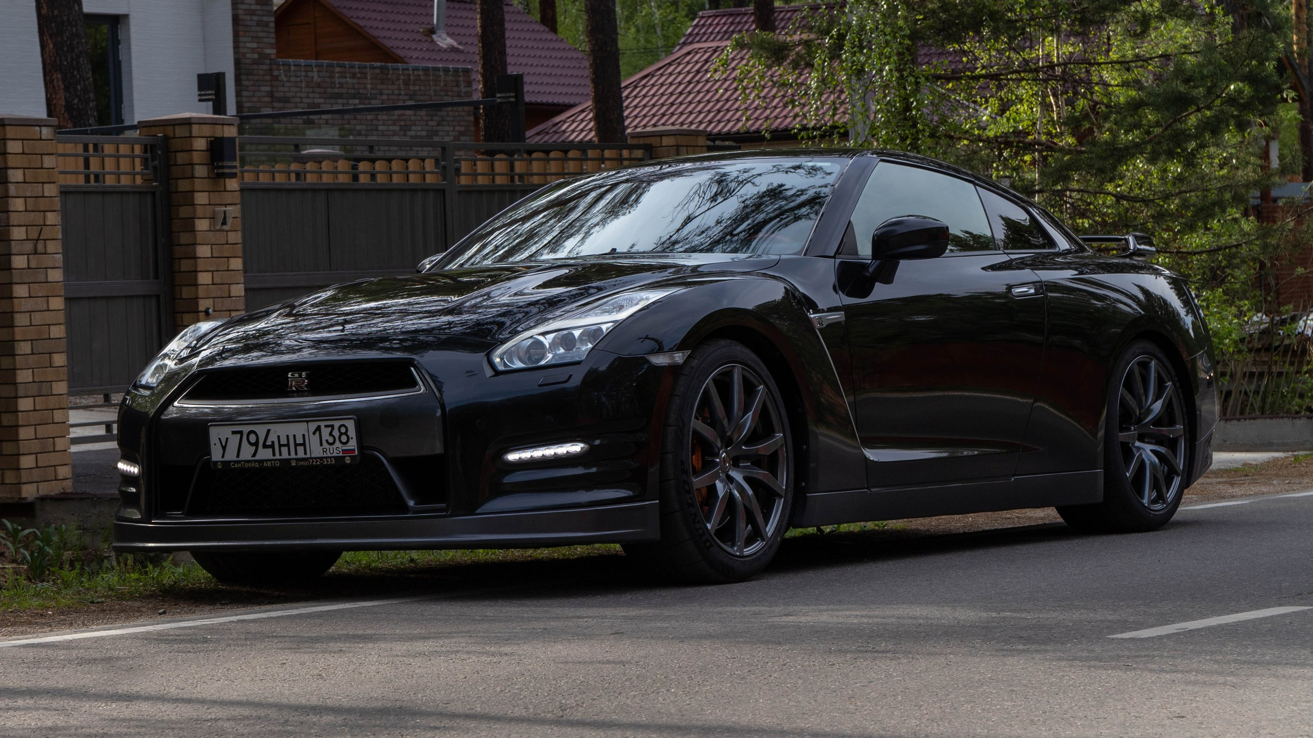 NISAN GTR 35