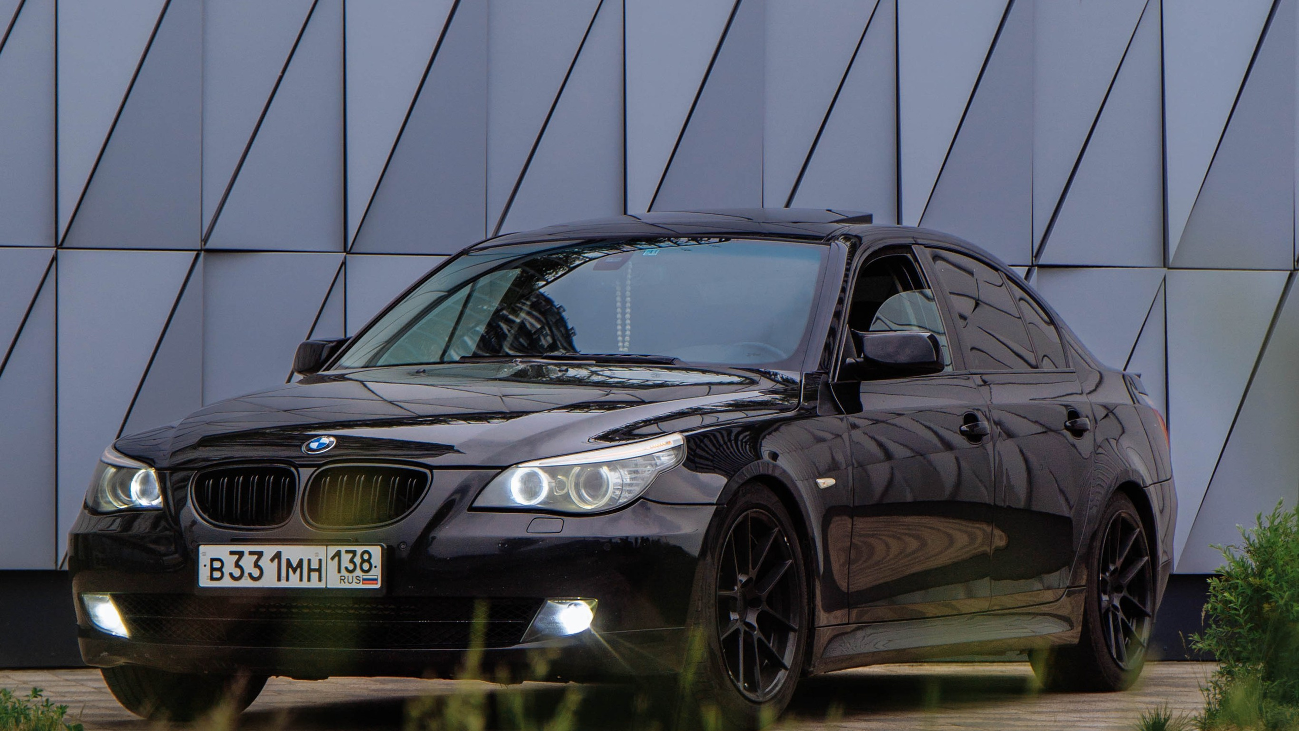 BMW E60