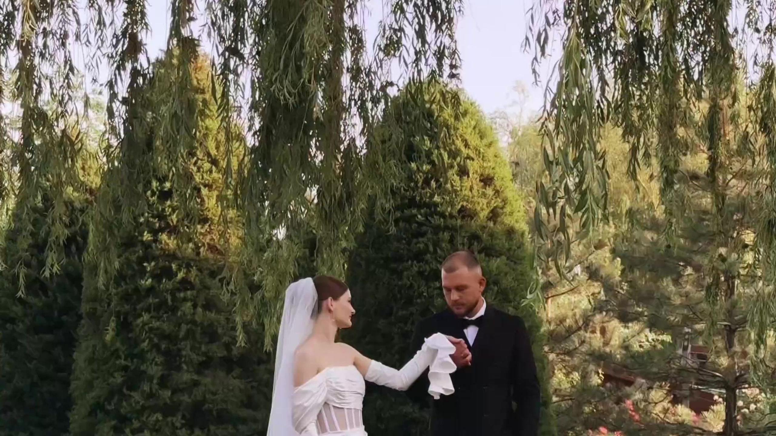 Вертикальные ролики. Свадебный видеограф, снимаю ваши истории любви в Ростове-на-Дону и не только