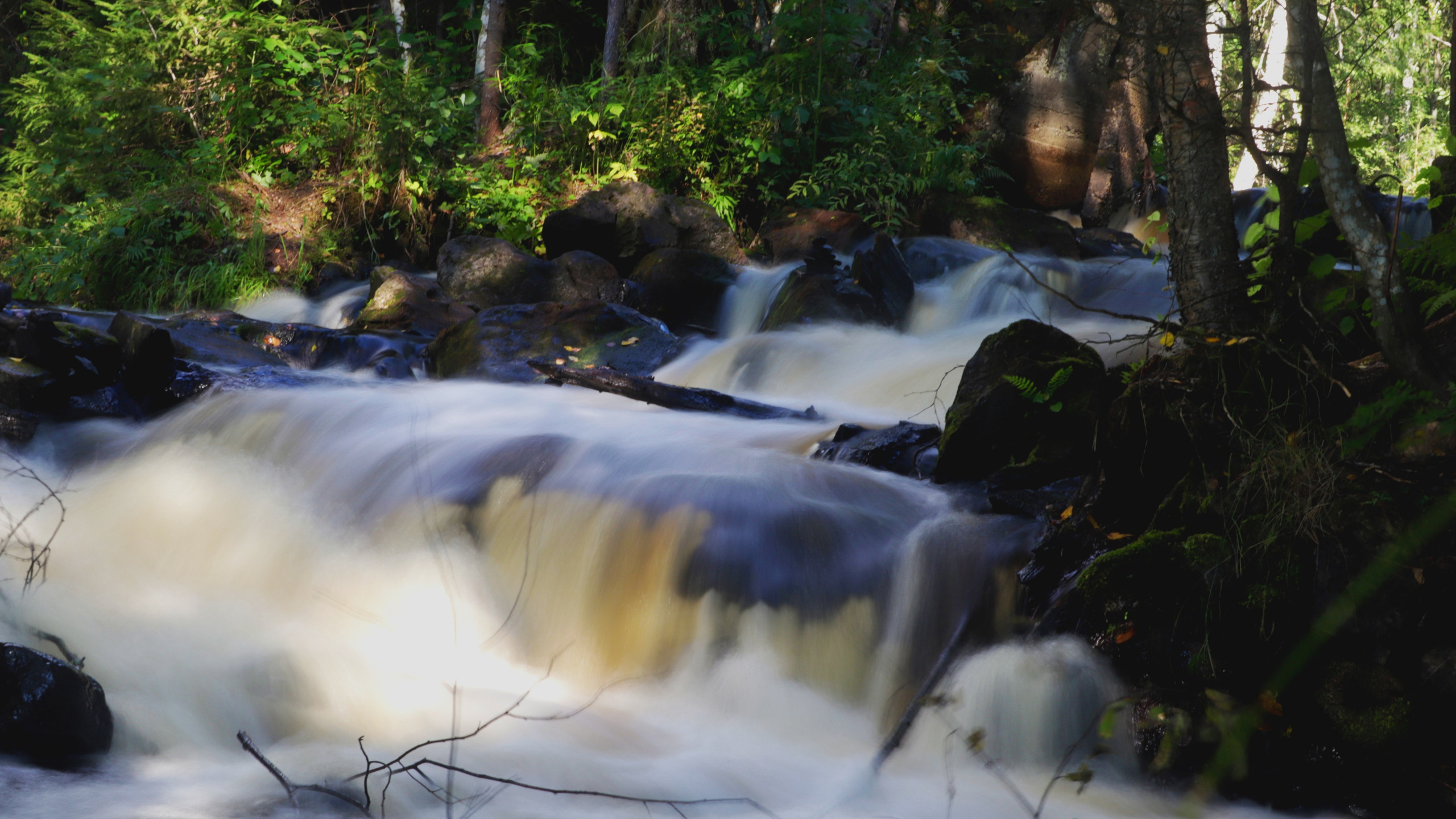 Водопады Карелии (Karelia Waterfalls)