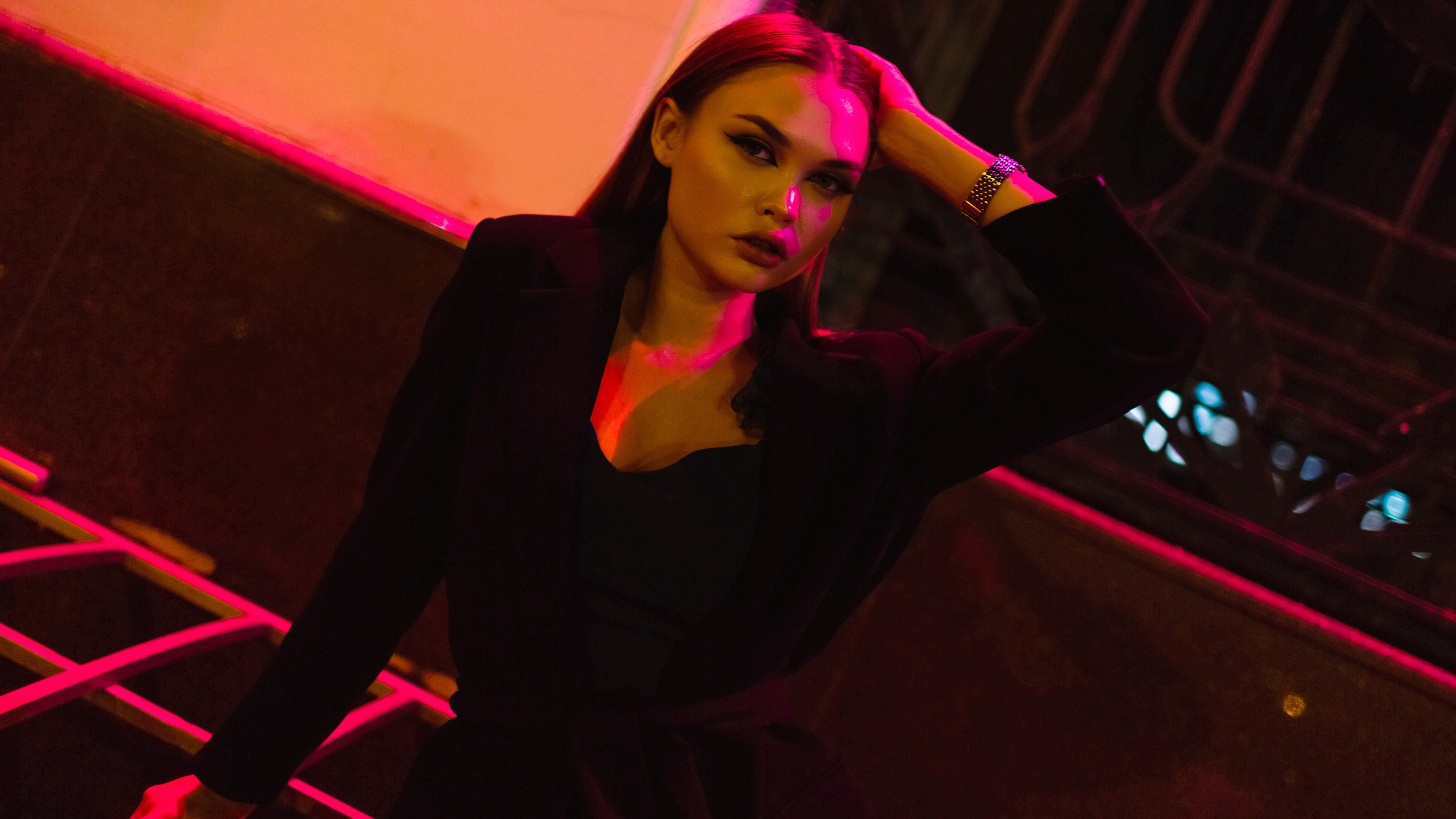 В МОЕМ НЕОНЕ