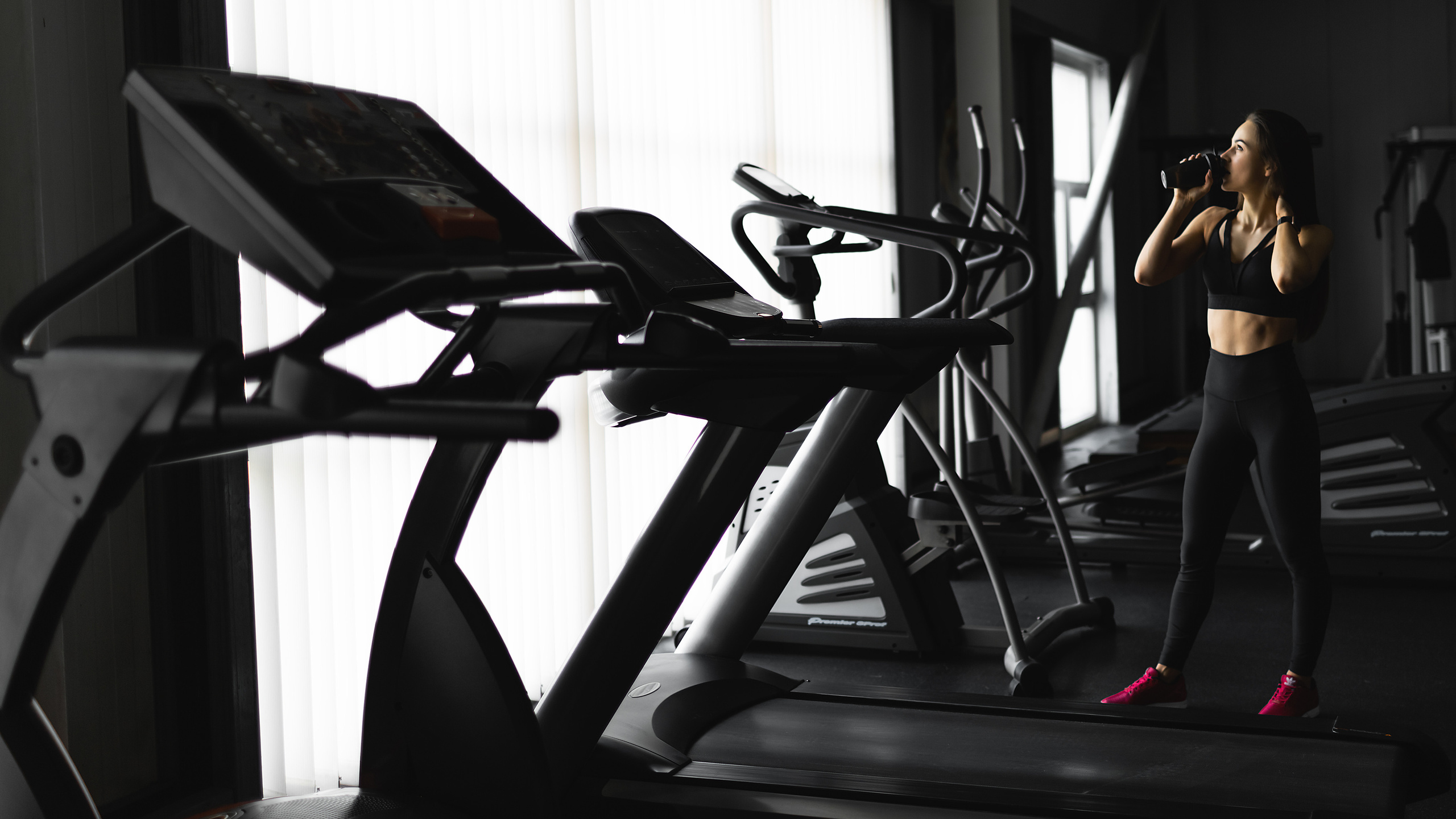 УТРЕННЯЯ ГИМНАСТИКА