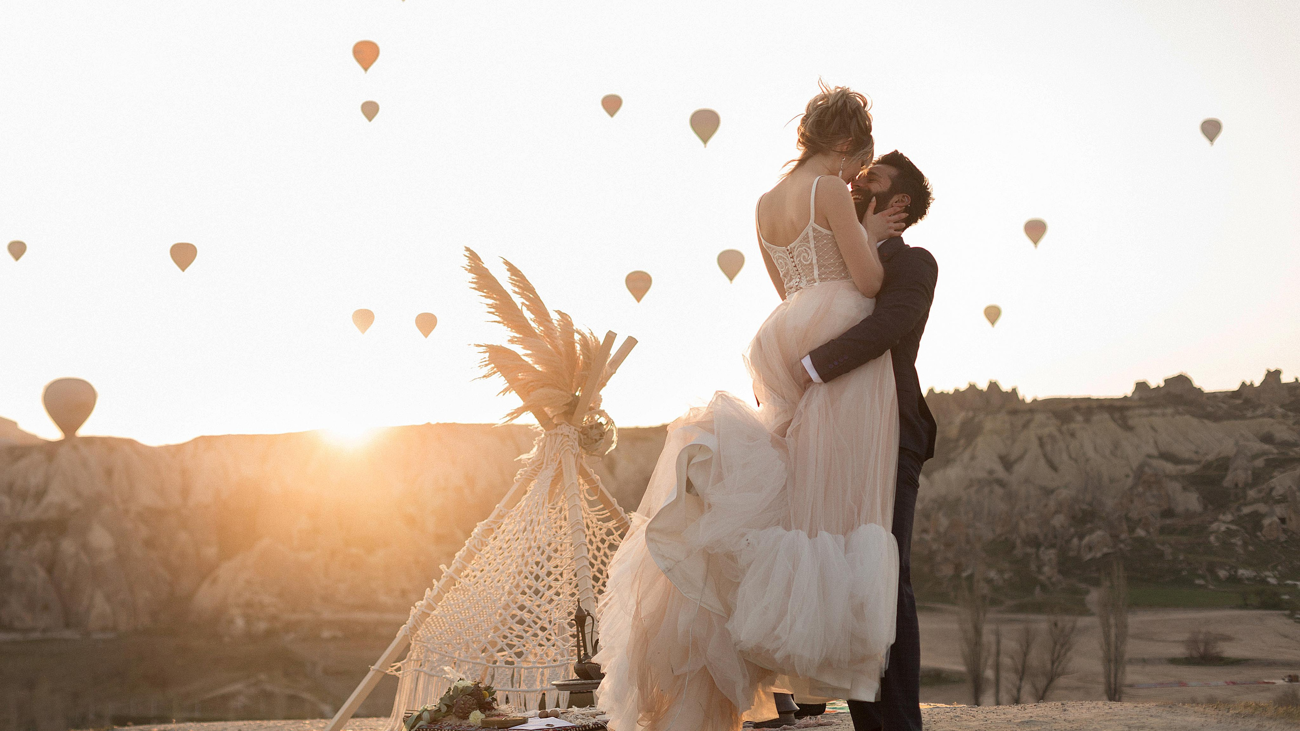 Али и Виктория