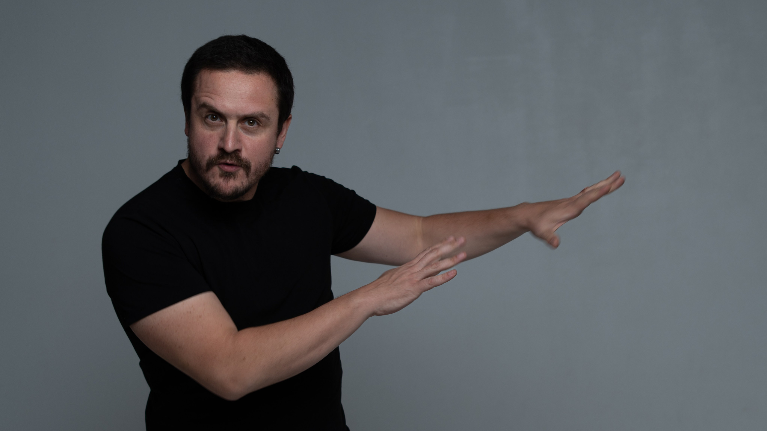 Мужская студийная съёмка