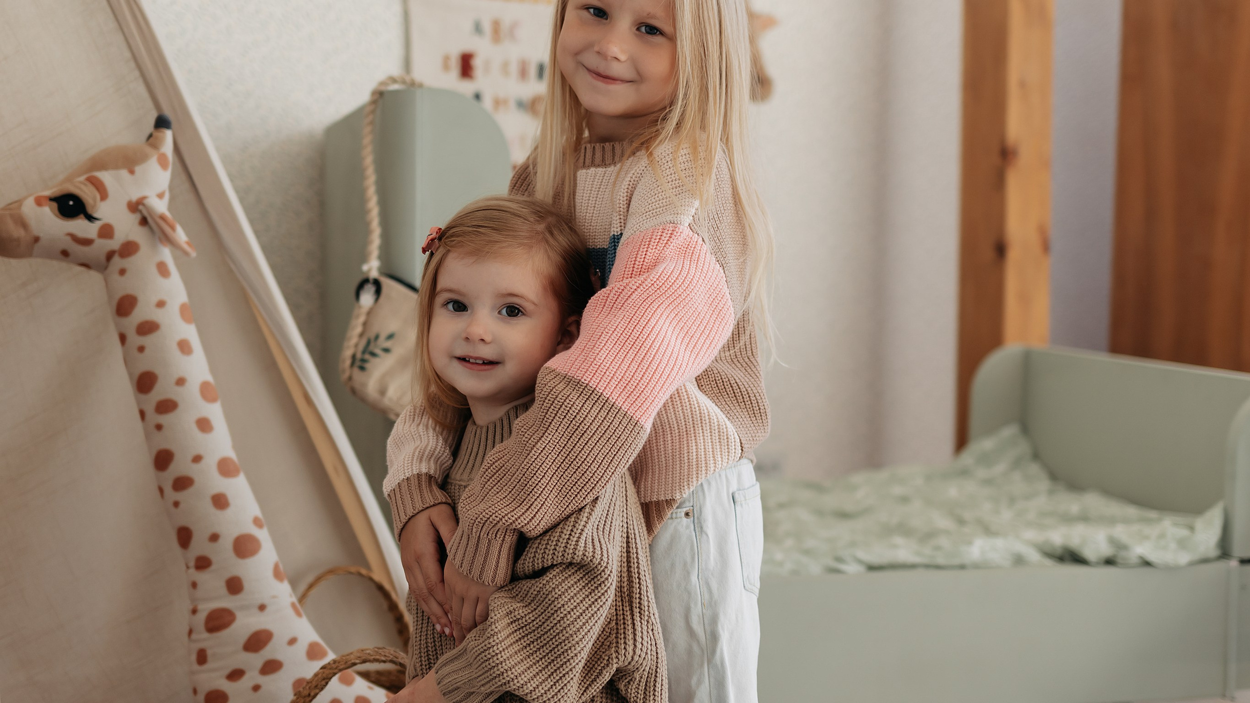 Настя, Жанночка и Алиса