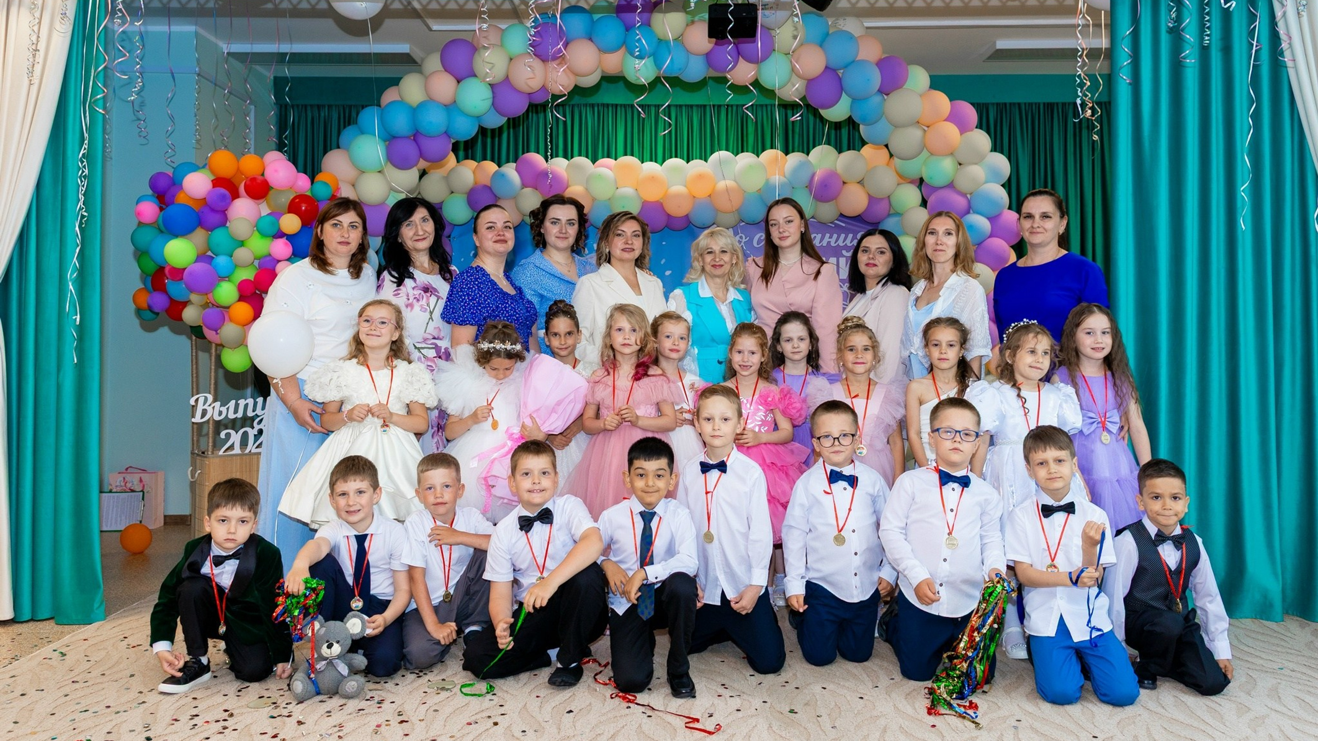 Выпускной детский сад№ 180. Фото и видеосъемка любых мероприятий в городе Краснодаре и Краснодарском крае. Щеколдин Антон