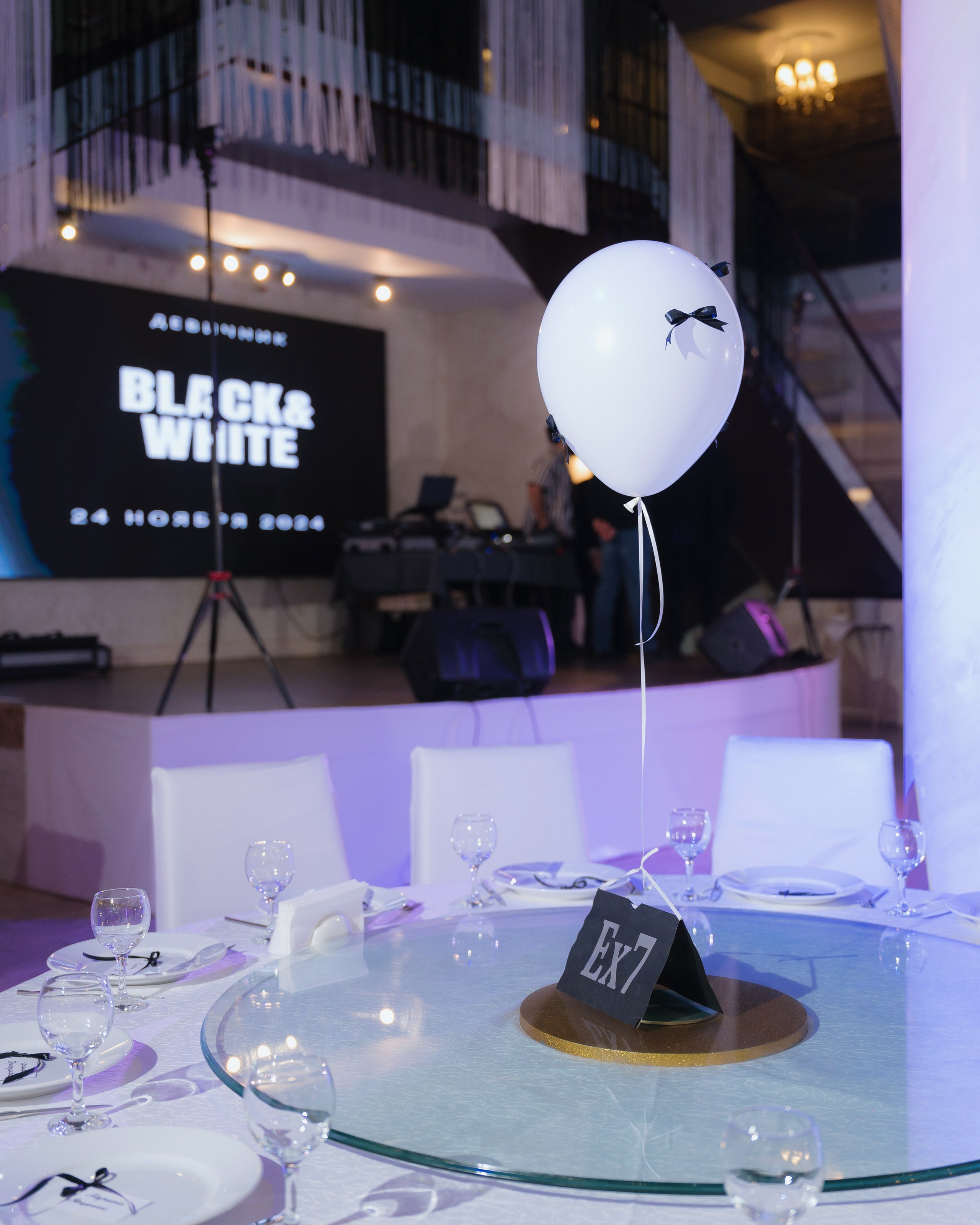 Девичник. Black & White