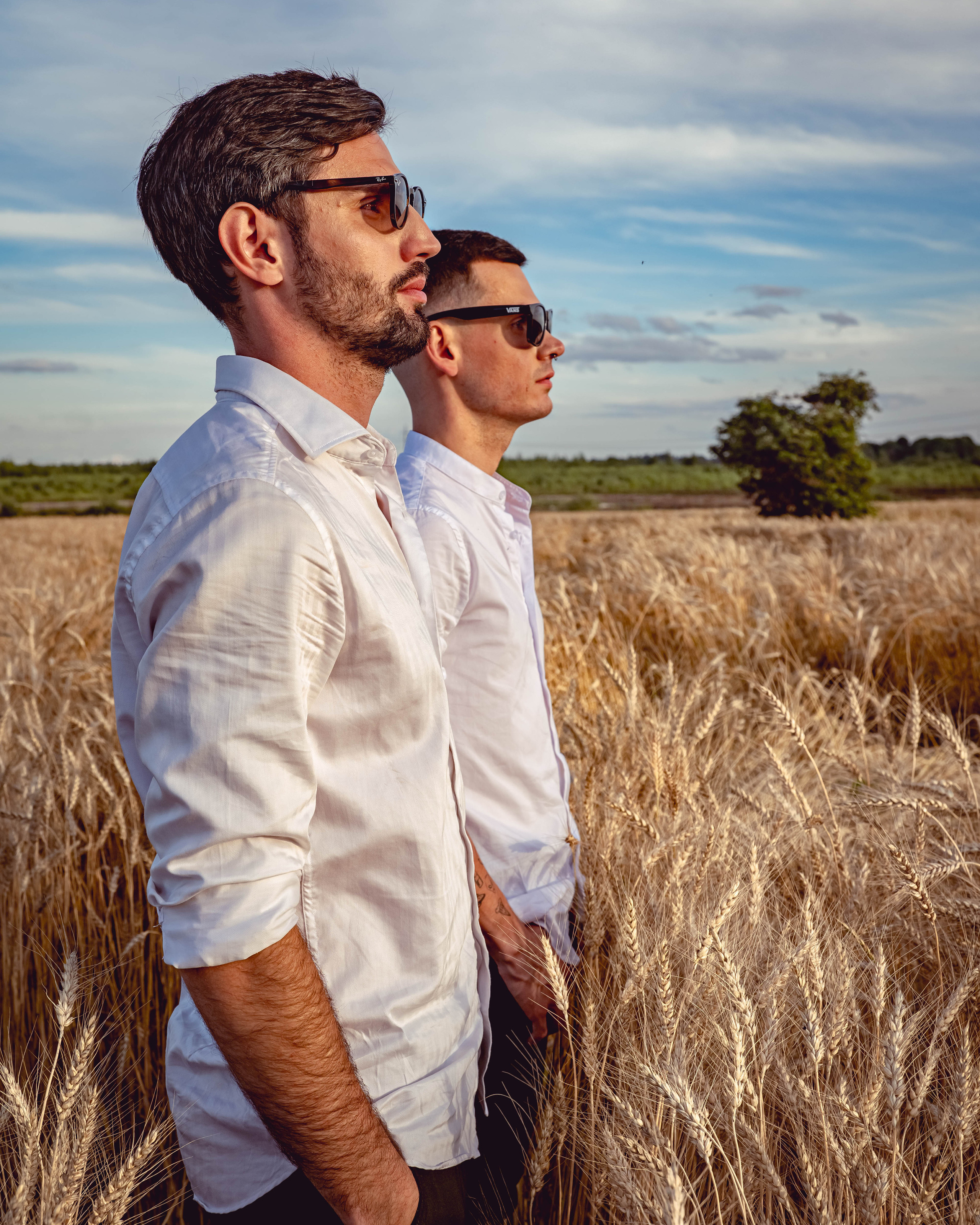 Вадим и Иван в поле