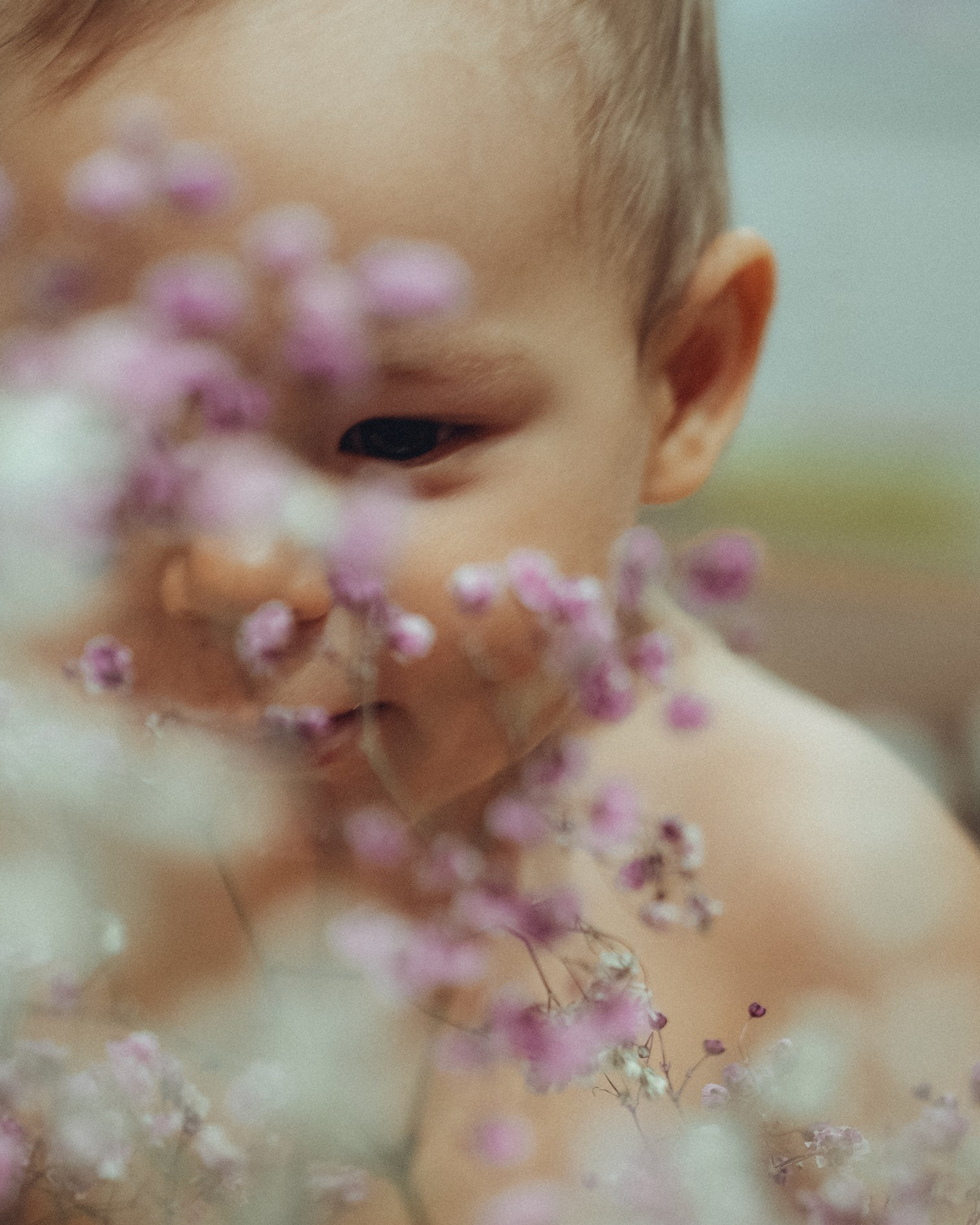 Улыбка и цветы