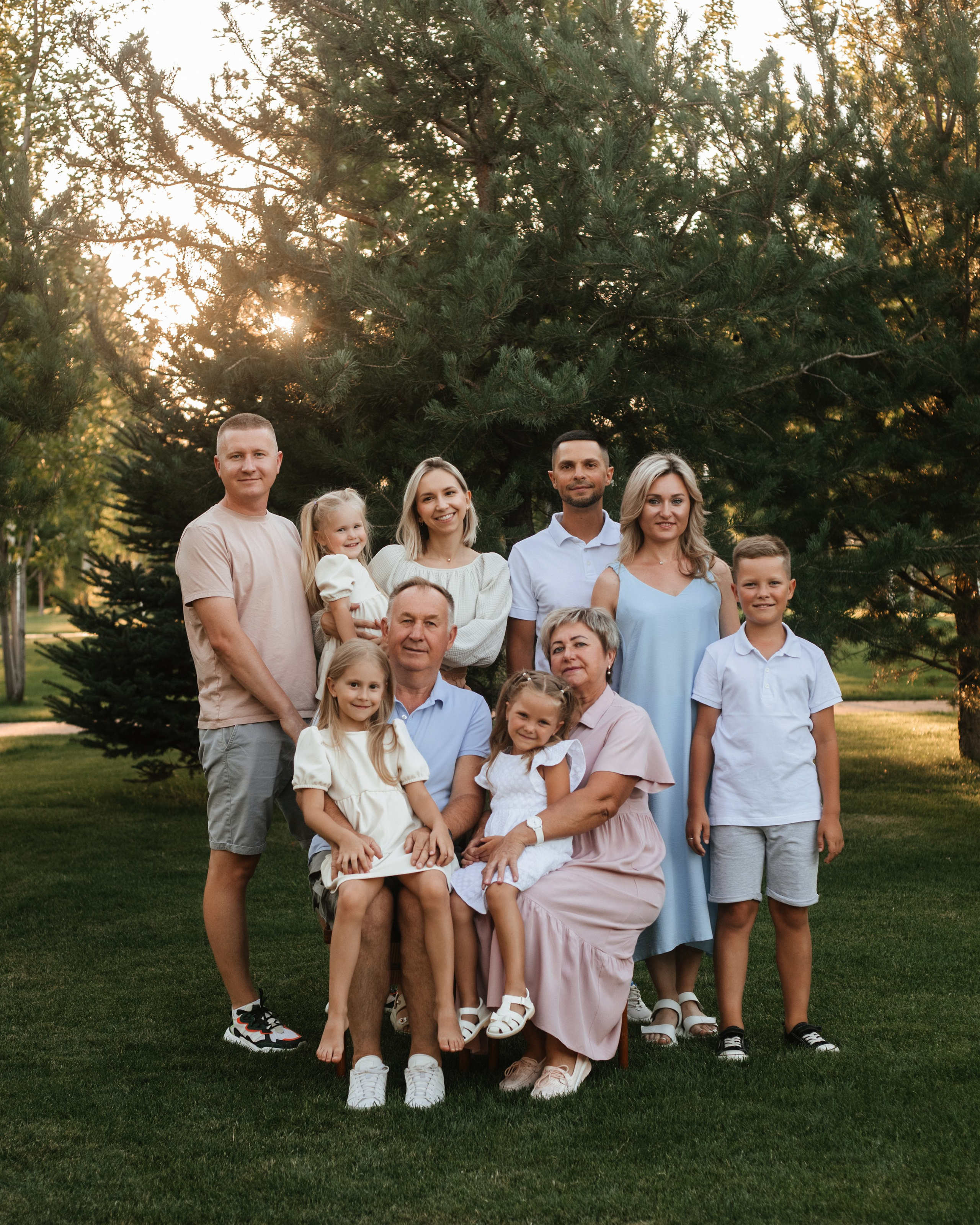 Большая семейная съемка на природе
