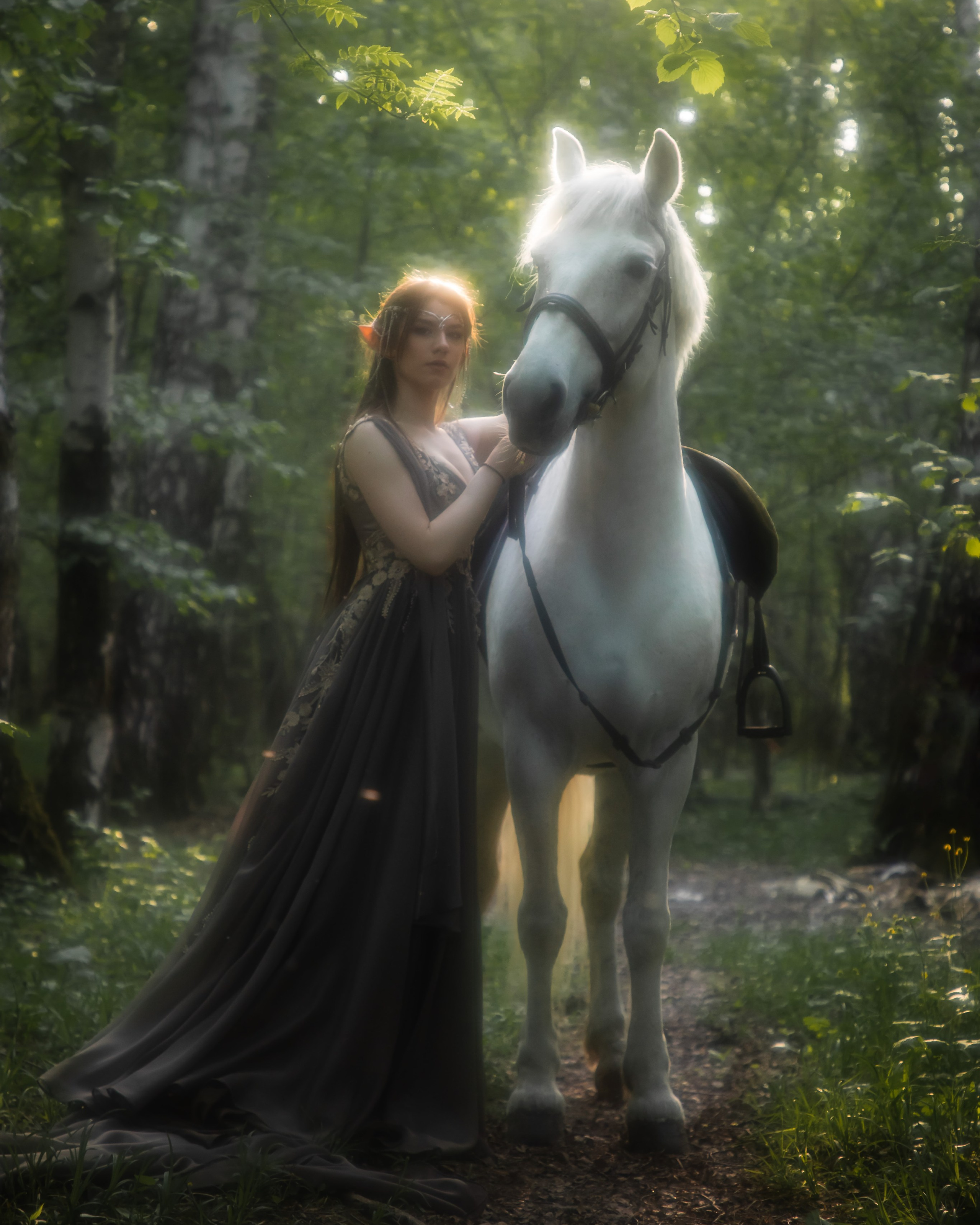 Эльфийская фотосесссия с лошадью