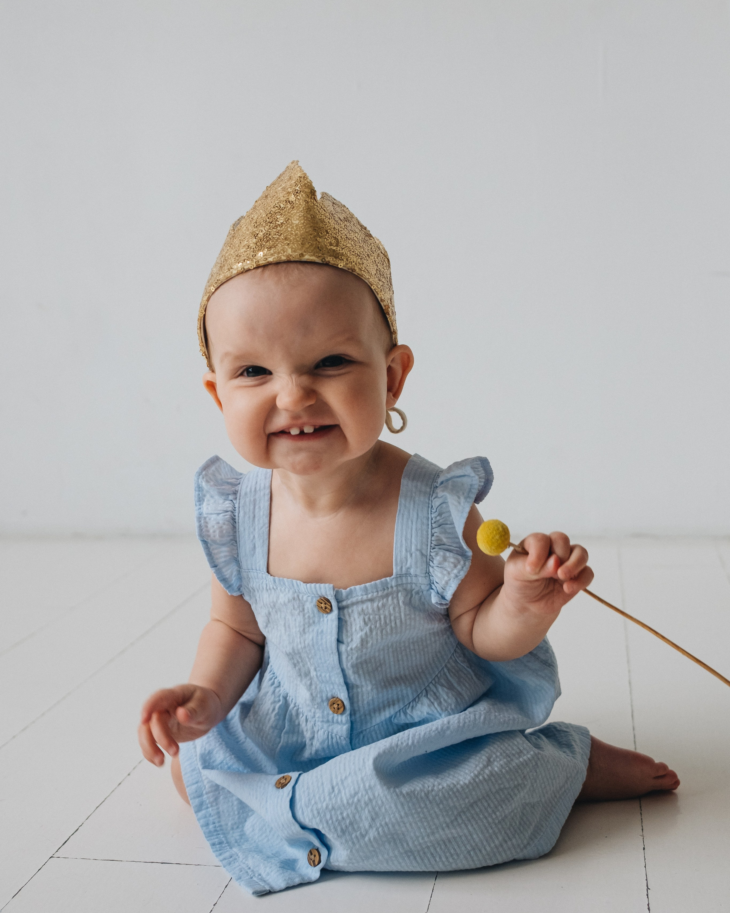 Годовасие Вари!