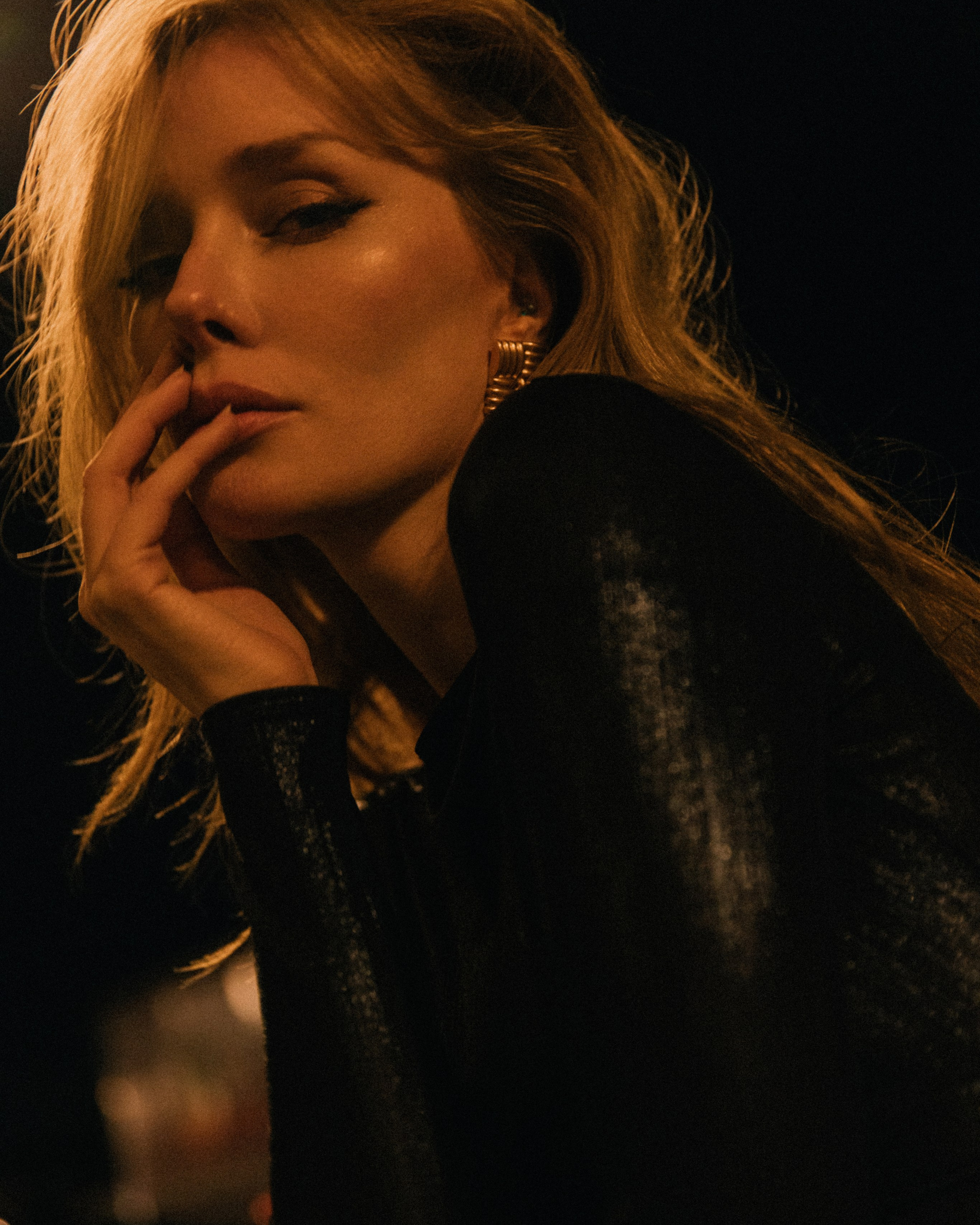 Мистическая парижанка